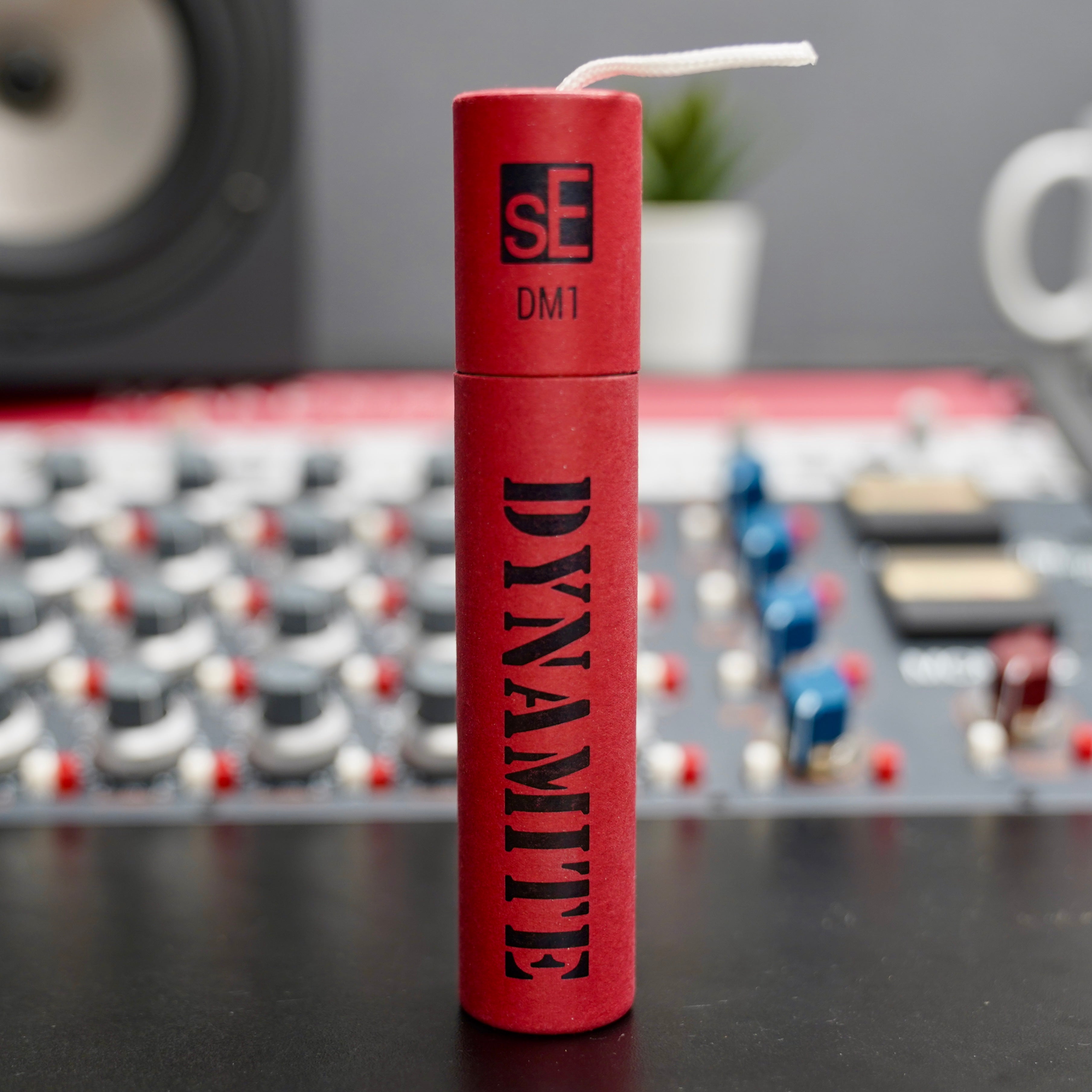 sE Electronics DM1 Dynamite