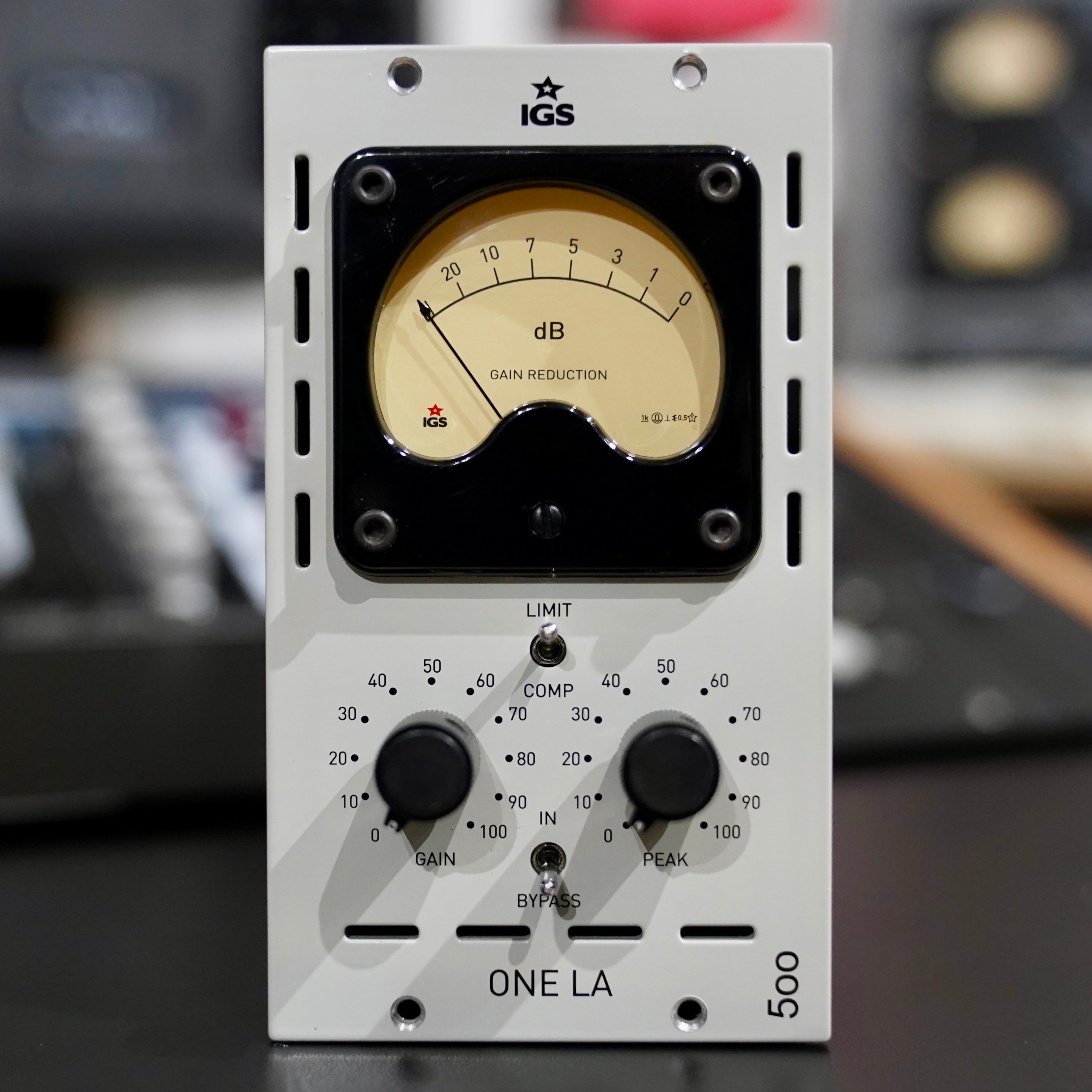 IGS Audio One LA Tube Optical Compressor