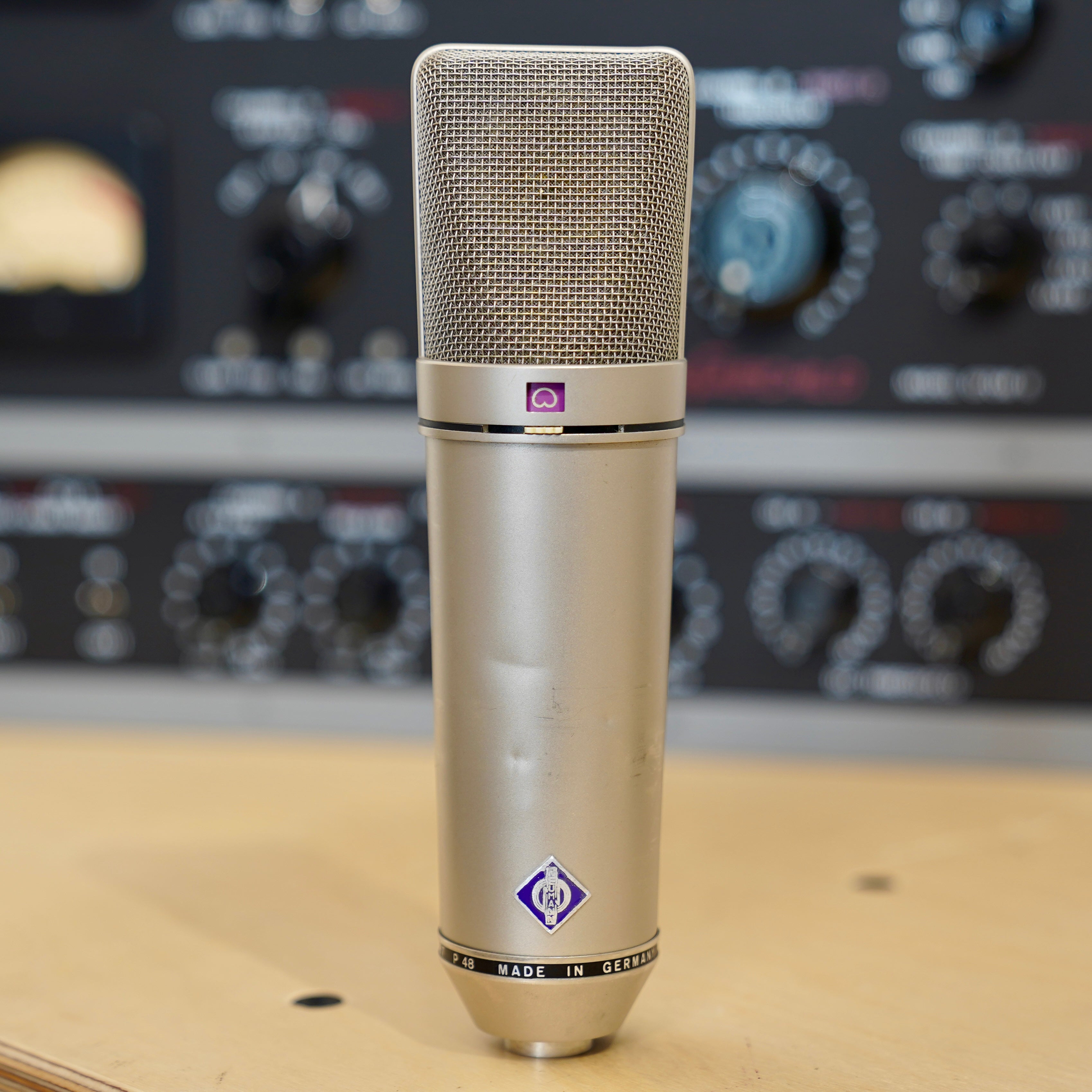 Neumann U87 (1986)