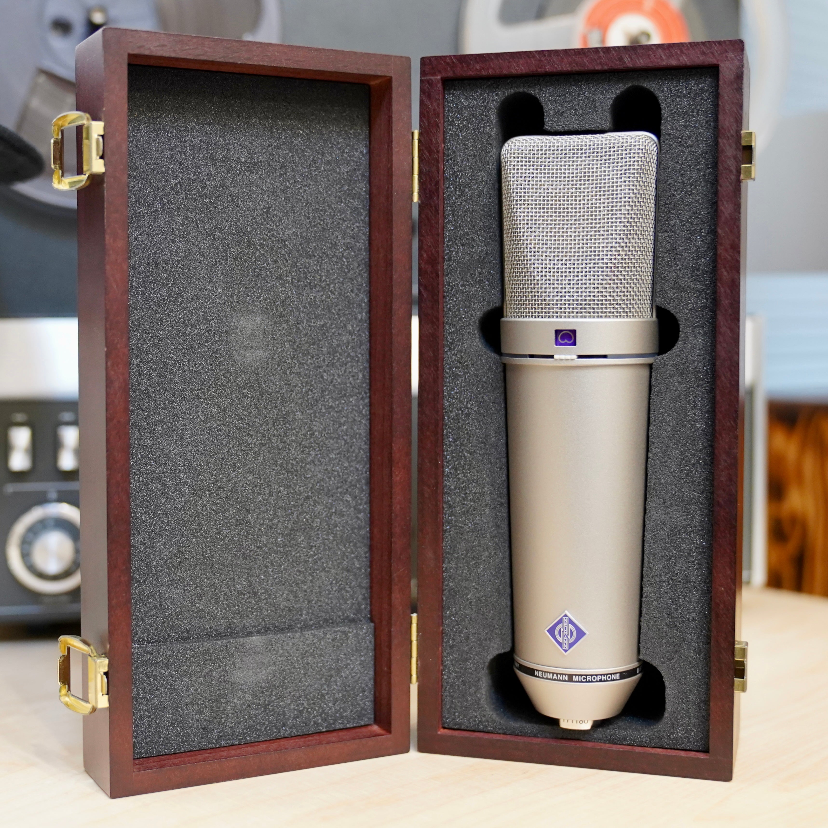 Neumann U87 Ai