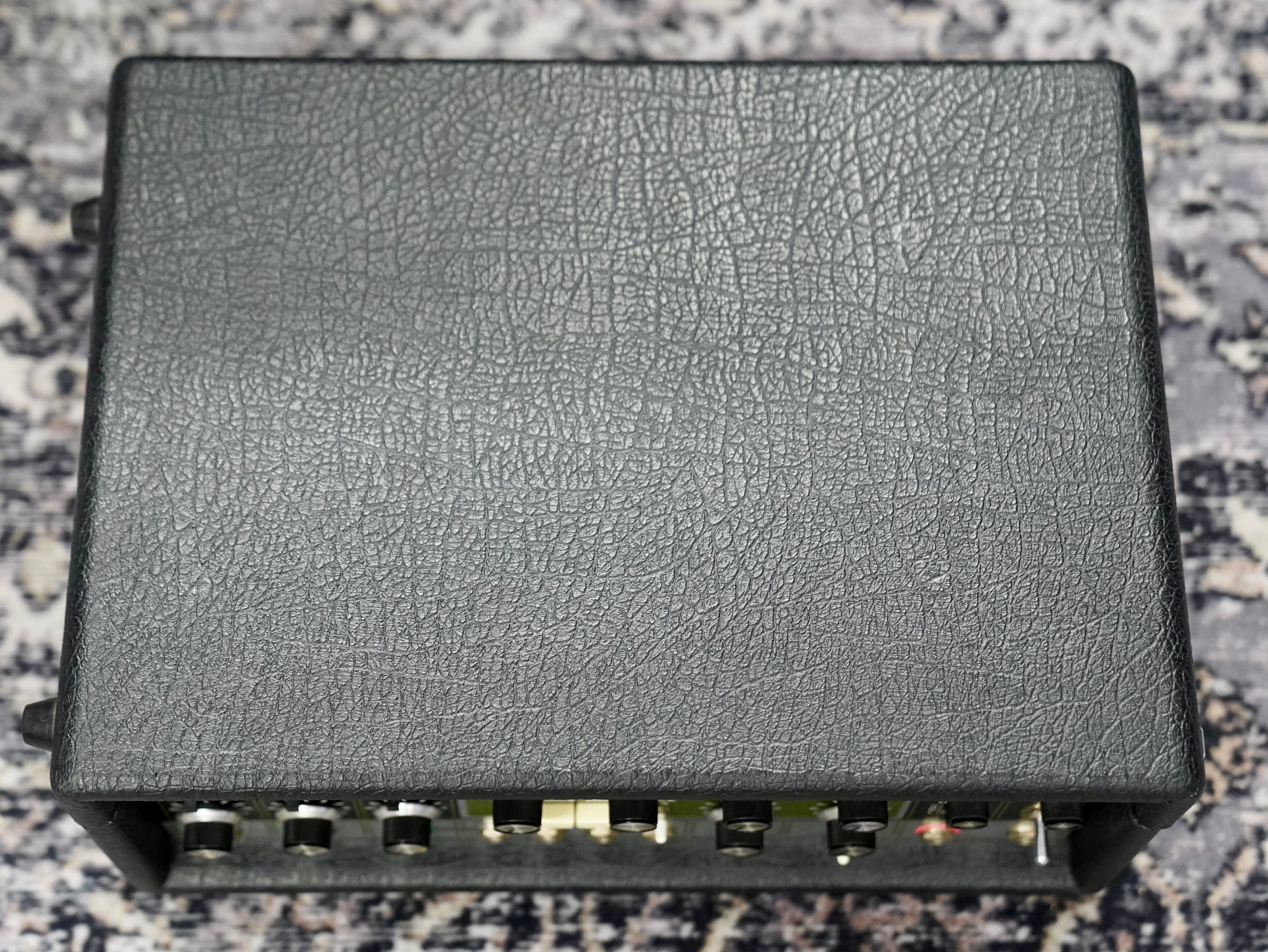 Roland RE–301 Chorus Echo