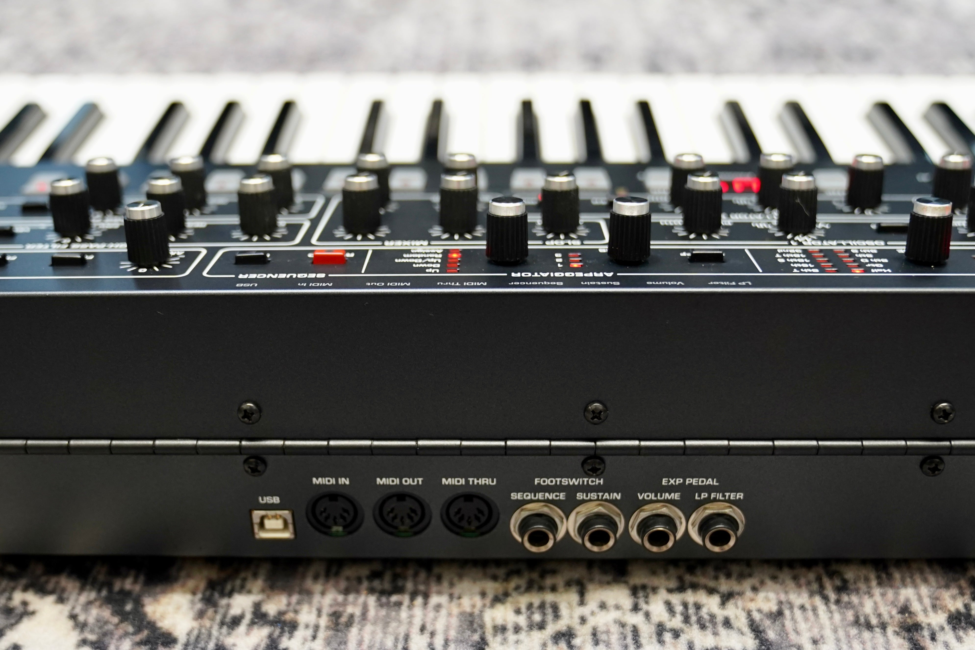 Dave Smith Instruments Sequential Prophet 6