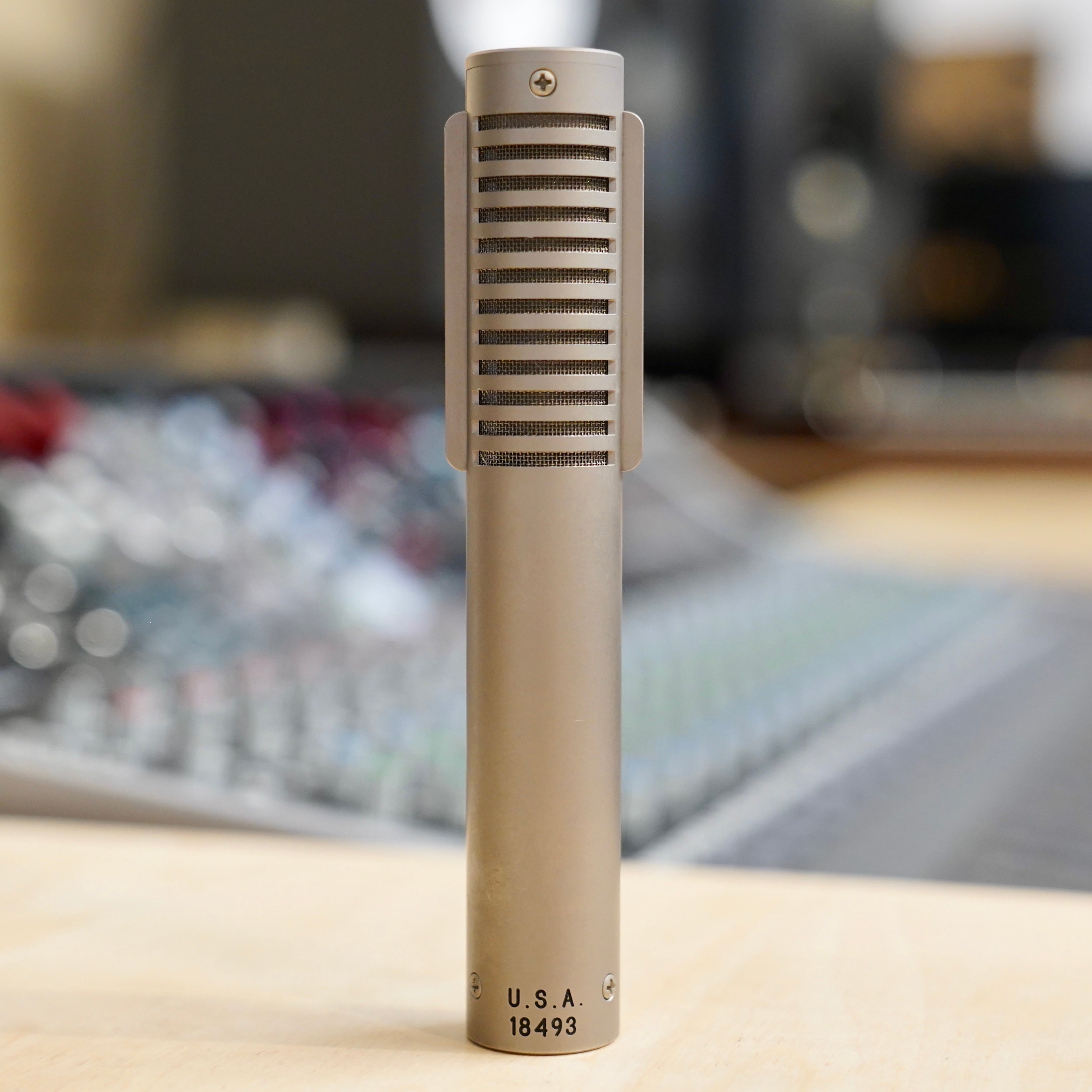 Royer R-121 Ribbon Microphone