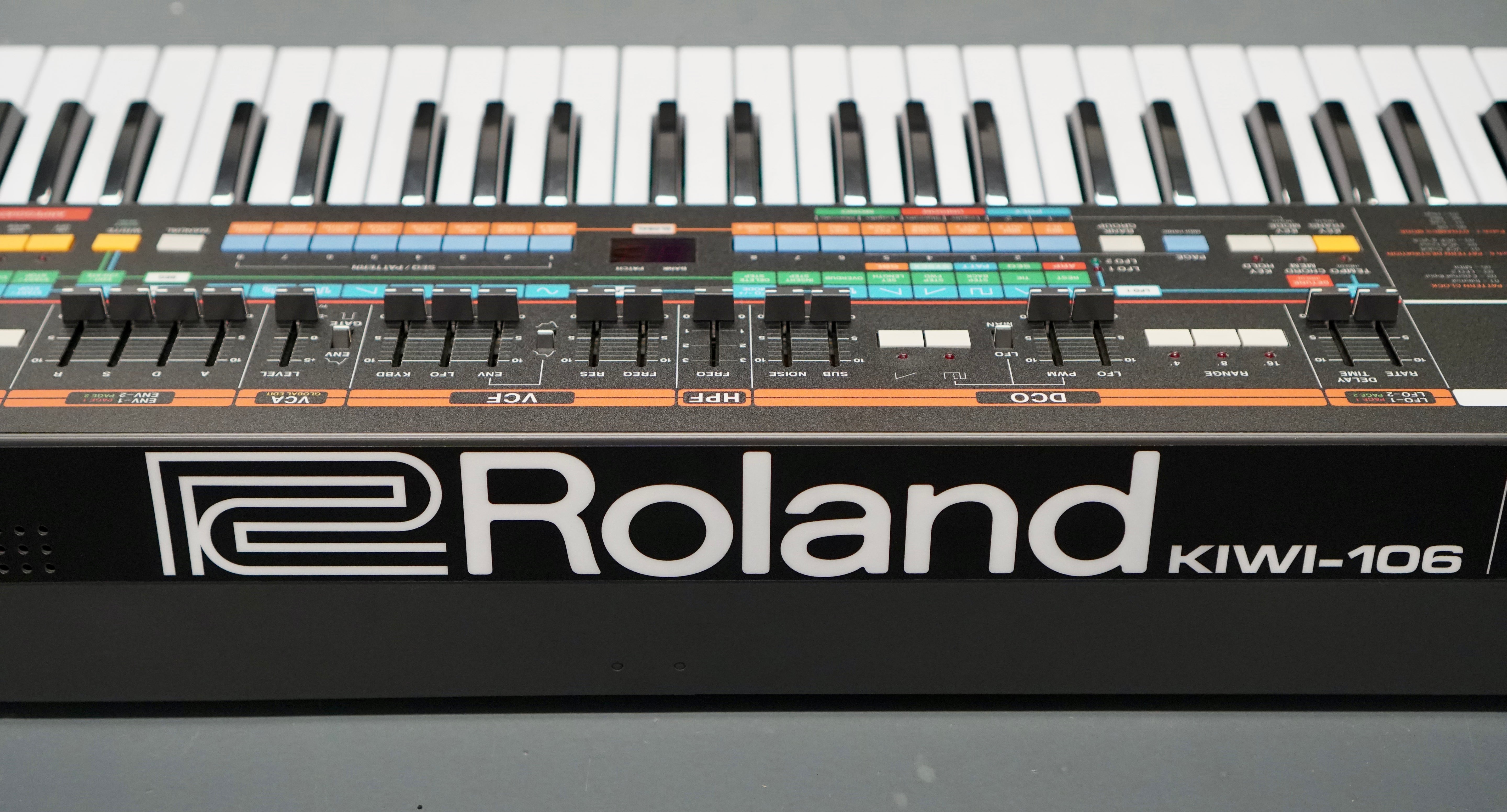 Roland KIWI-106 Synthesizer