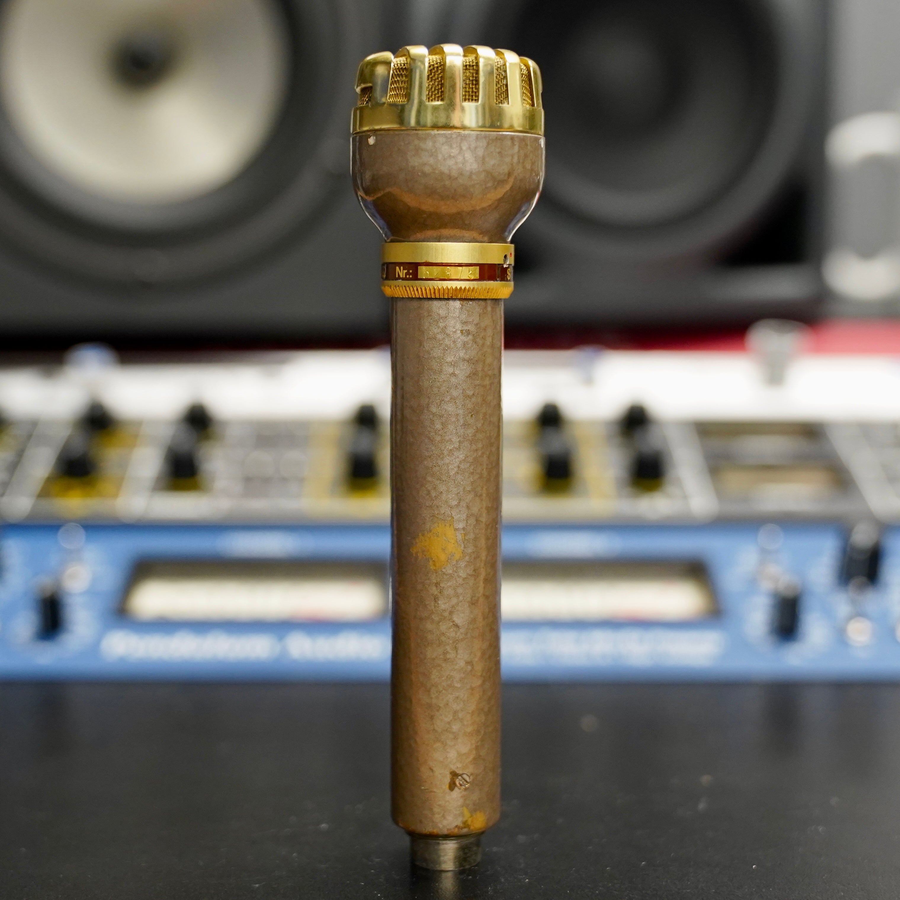 AKG D19 B200