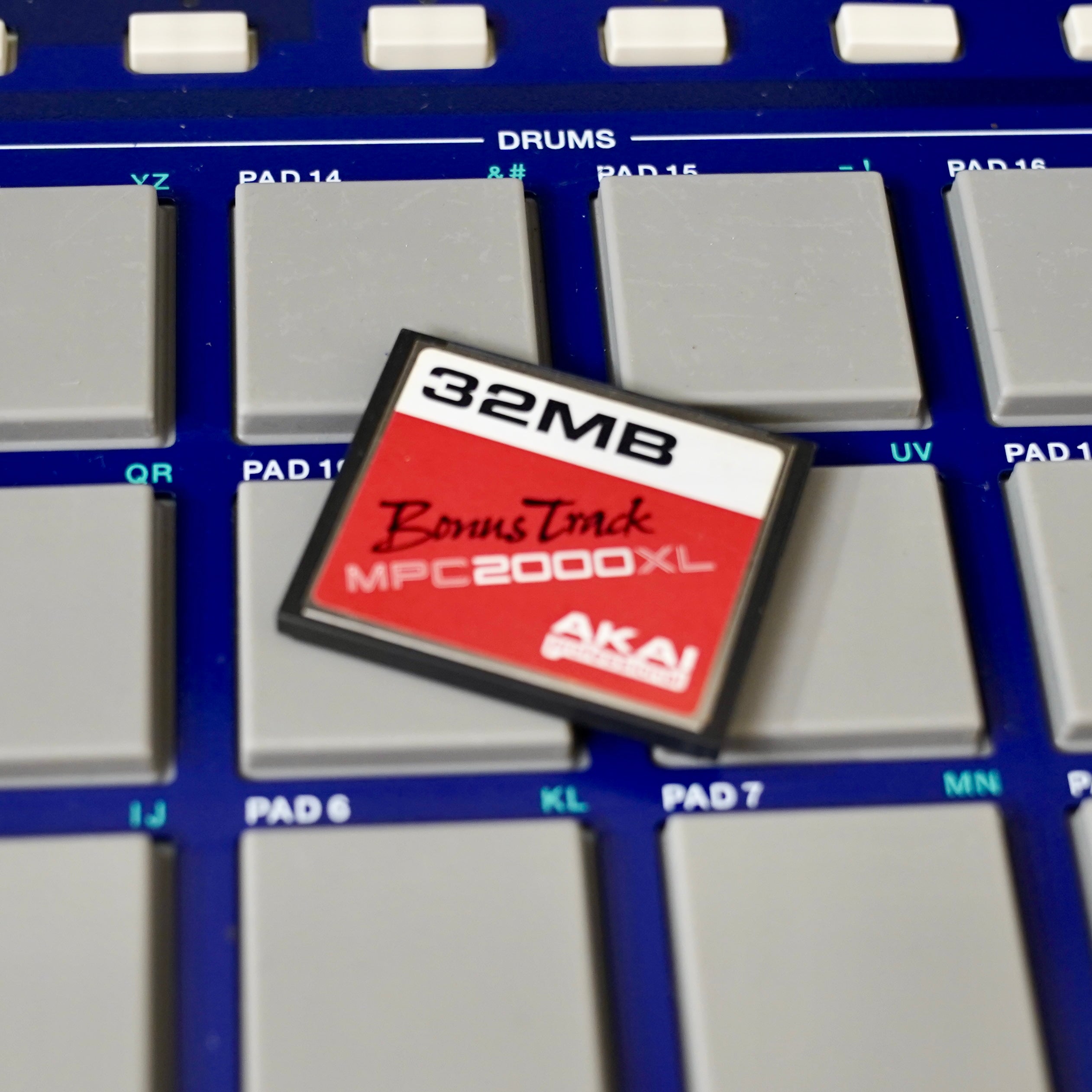 AKAI MPC2000XL