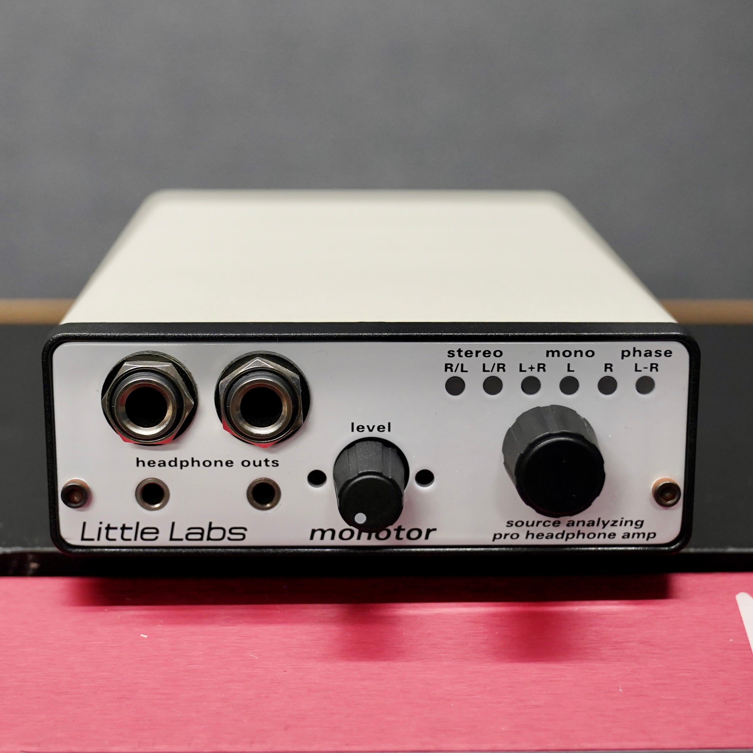 Little Labs Monotor Headphone Amp – Make Noise Pro Audio