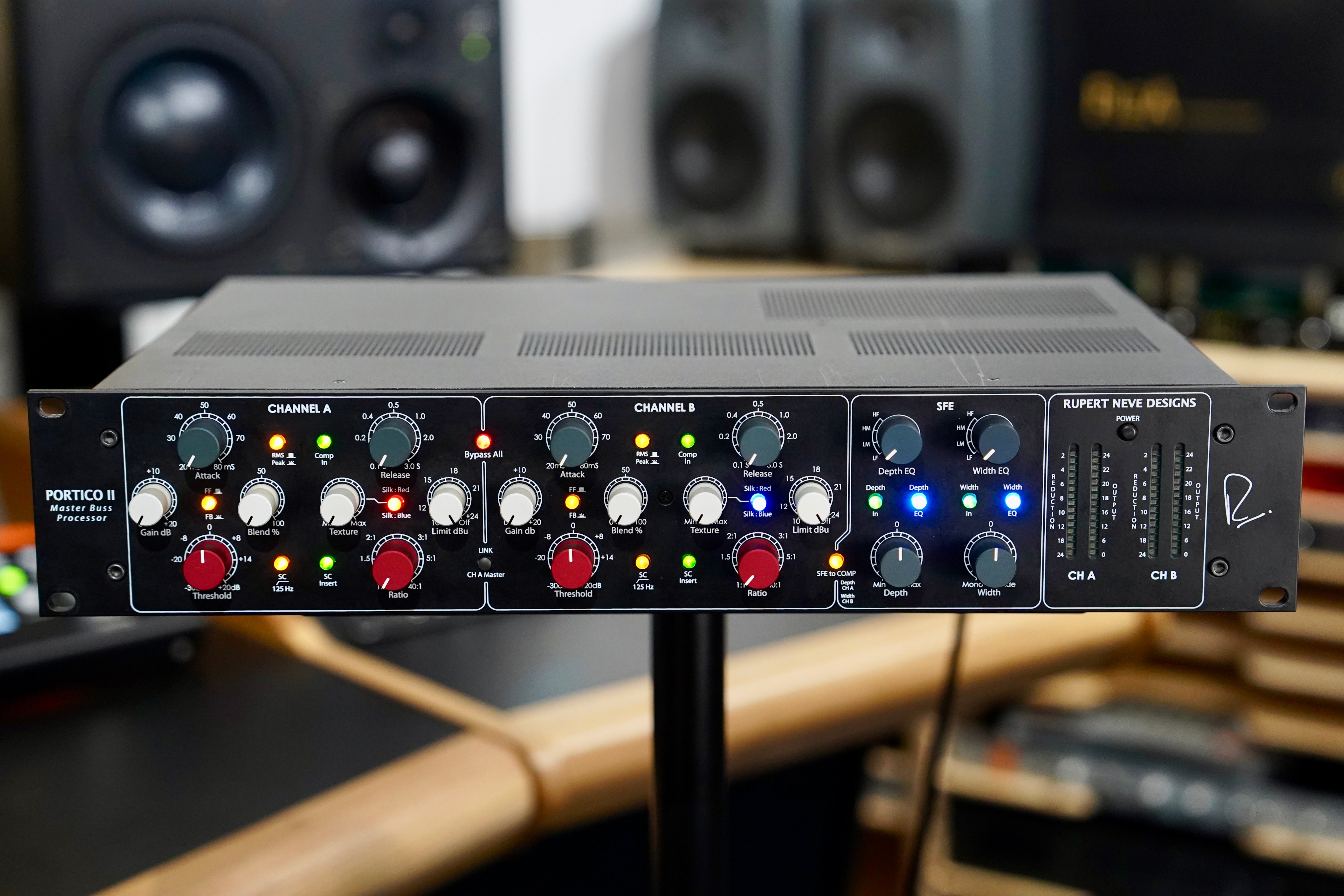 Rupert Neve Designs Portico II Master Buss Processor