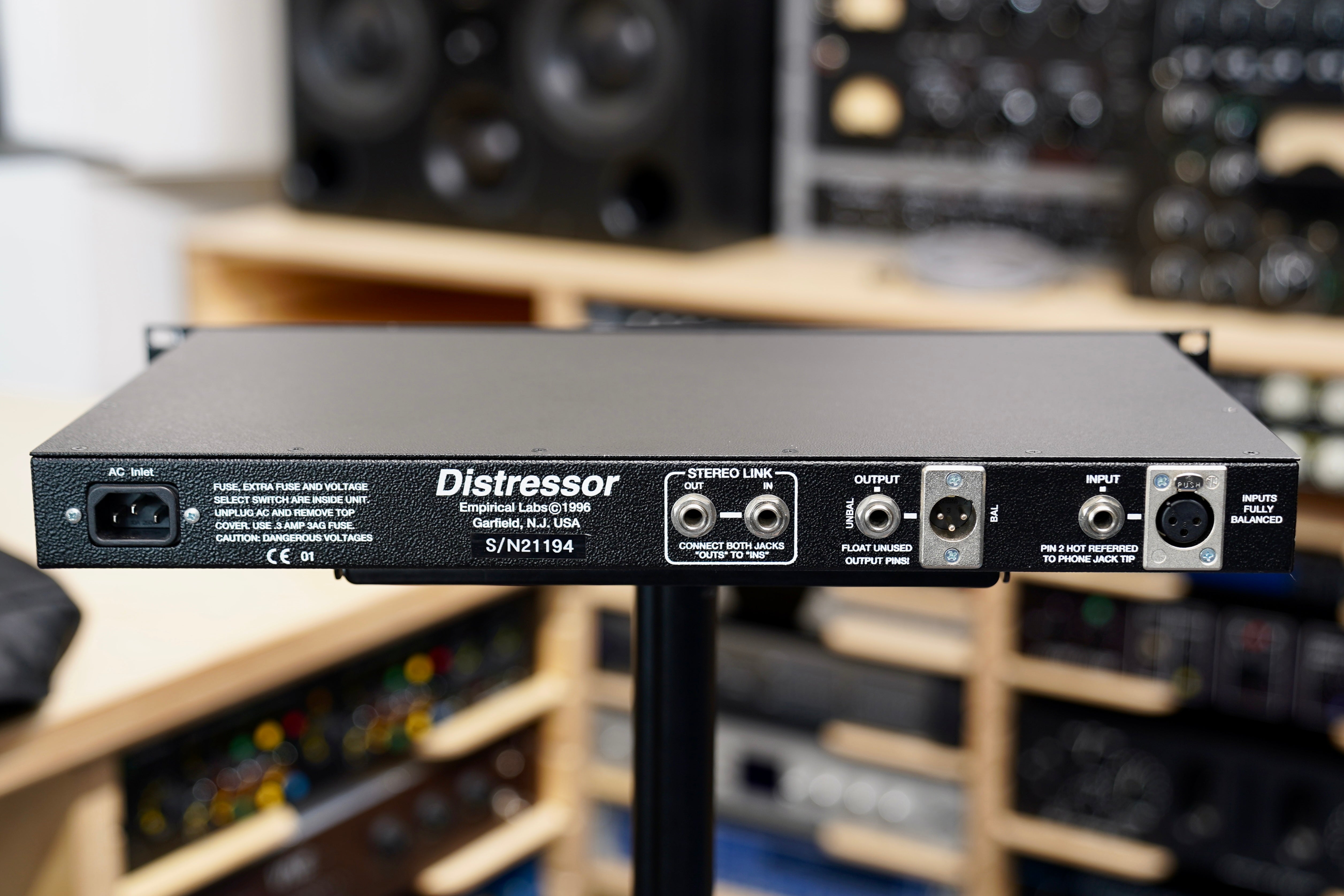 Empirical Labs EL8-X Distressor