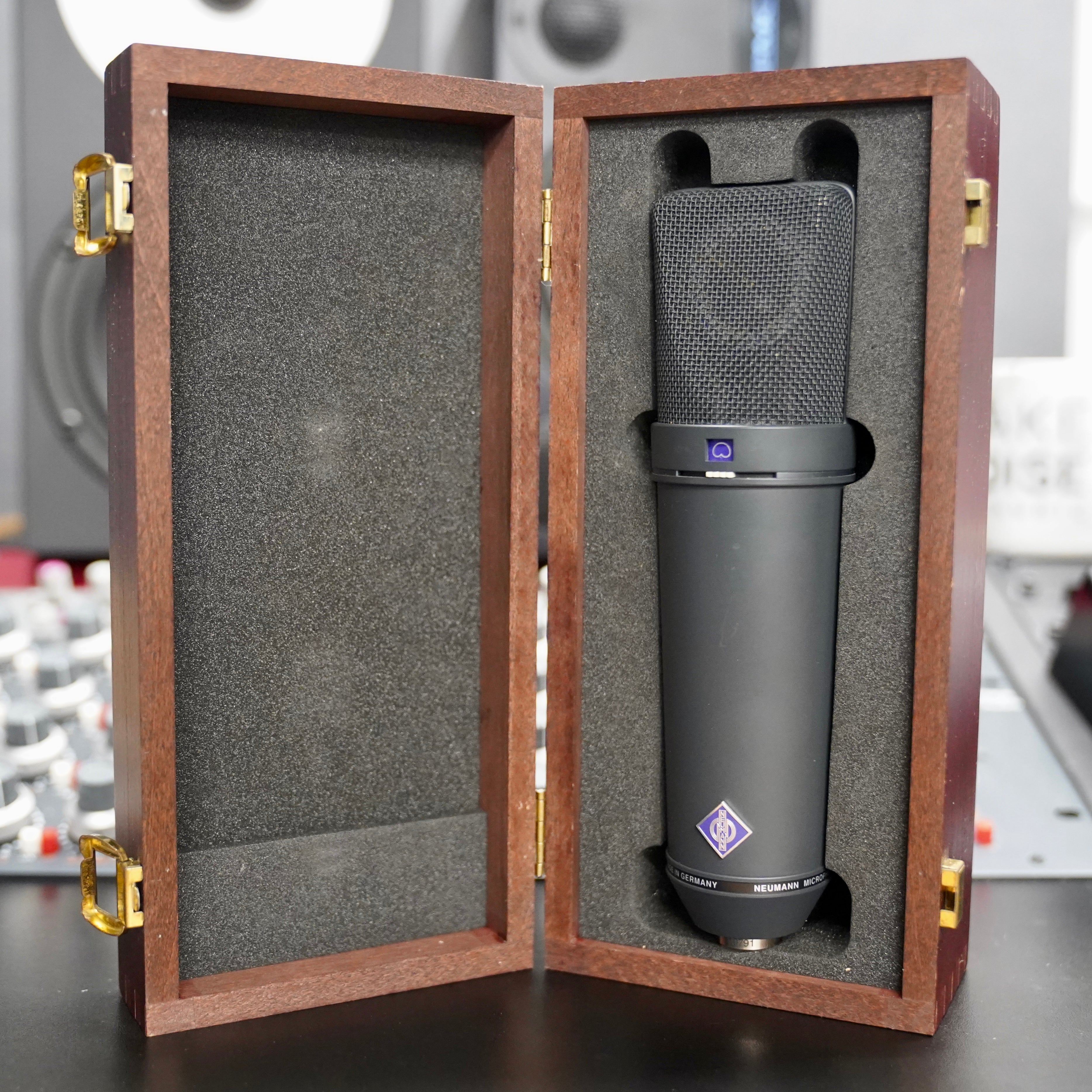 Neumann U87 Ai mt