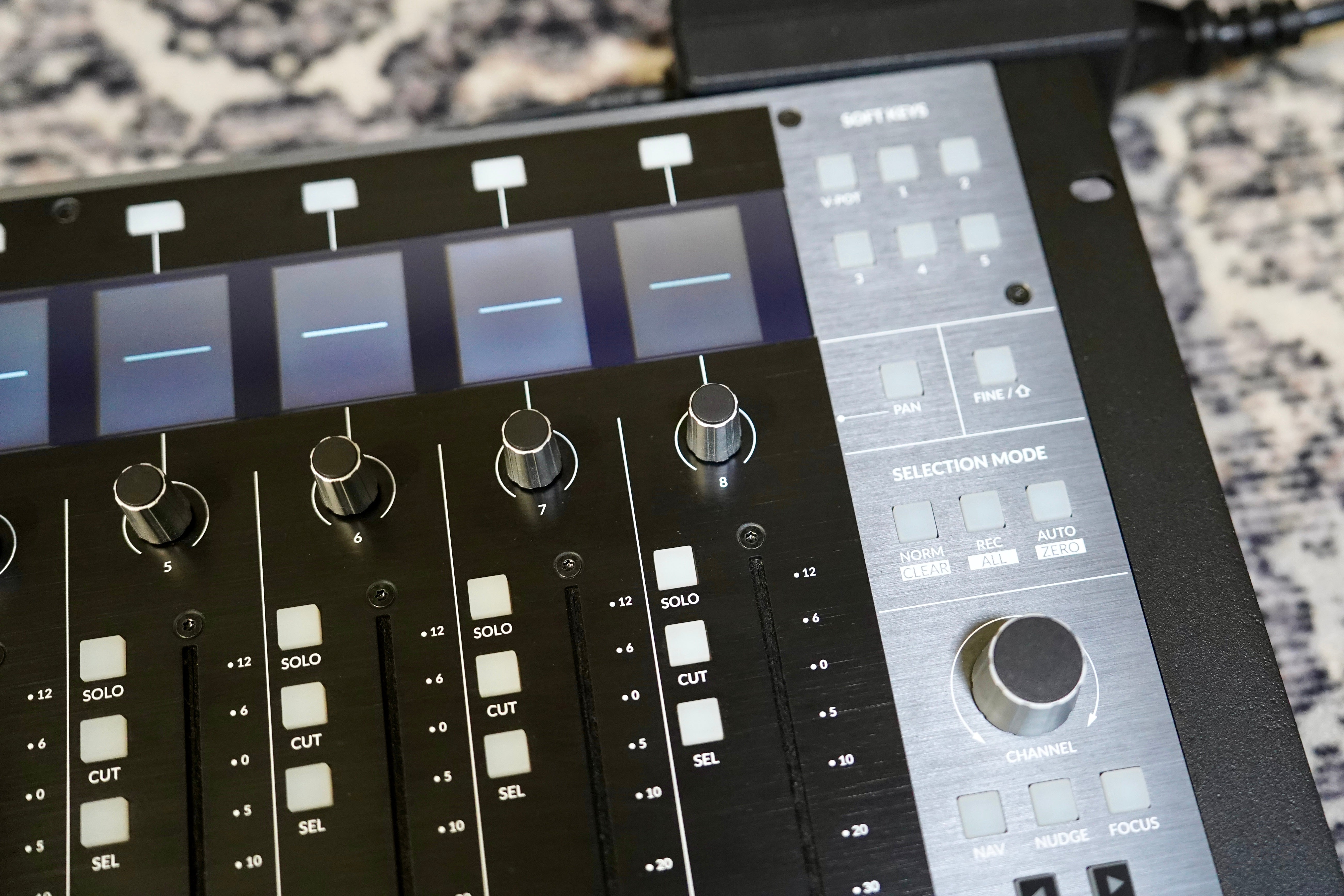 Solid State Logic UF8