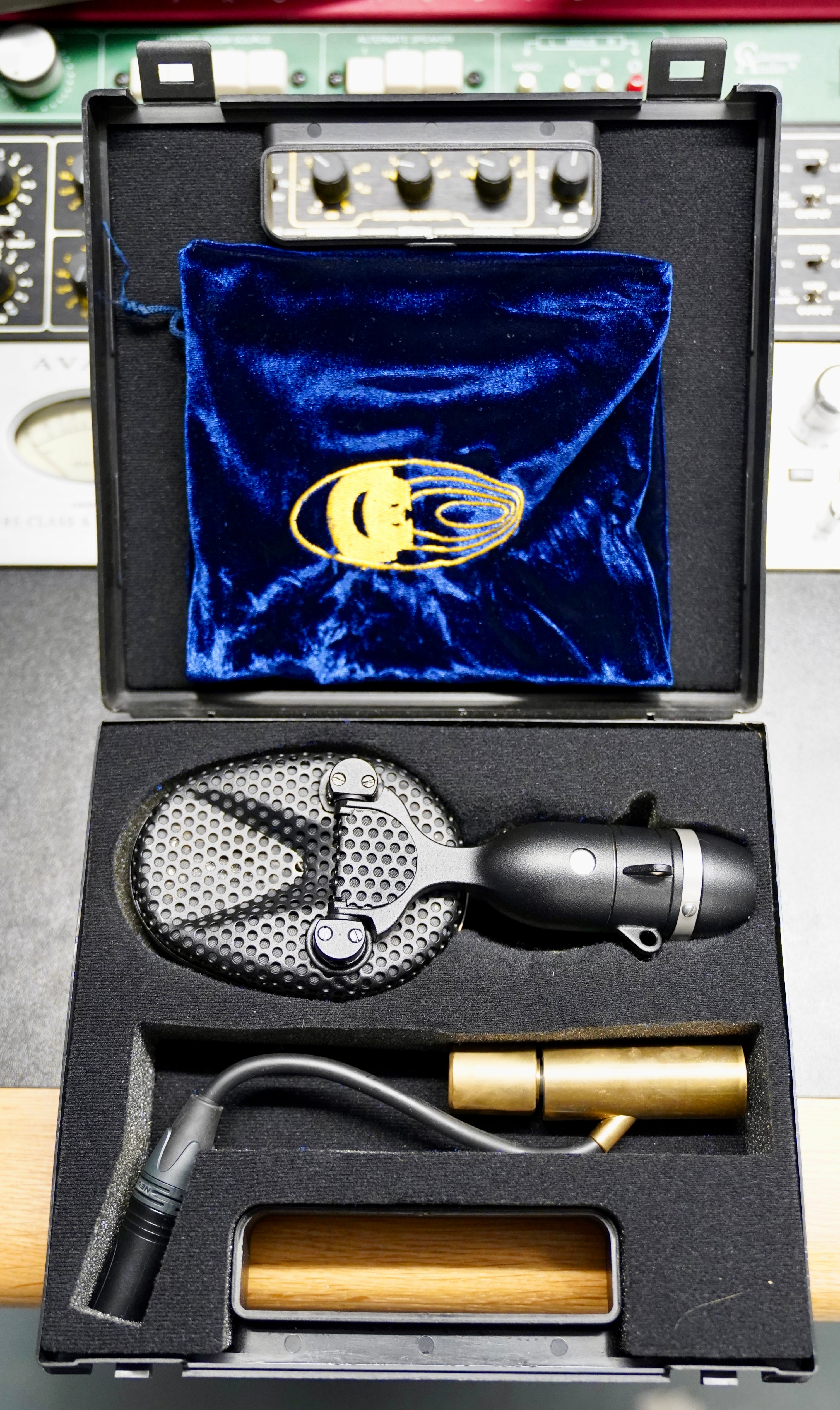 Coles 4038 Ribbon Microphone w/ 4072