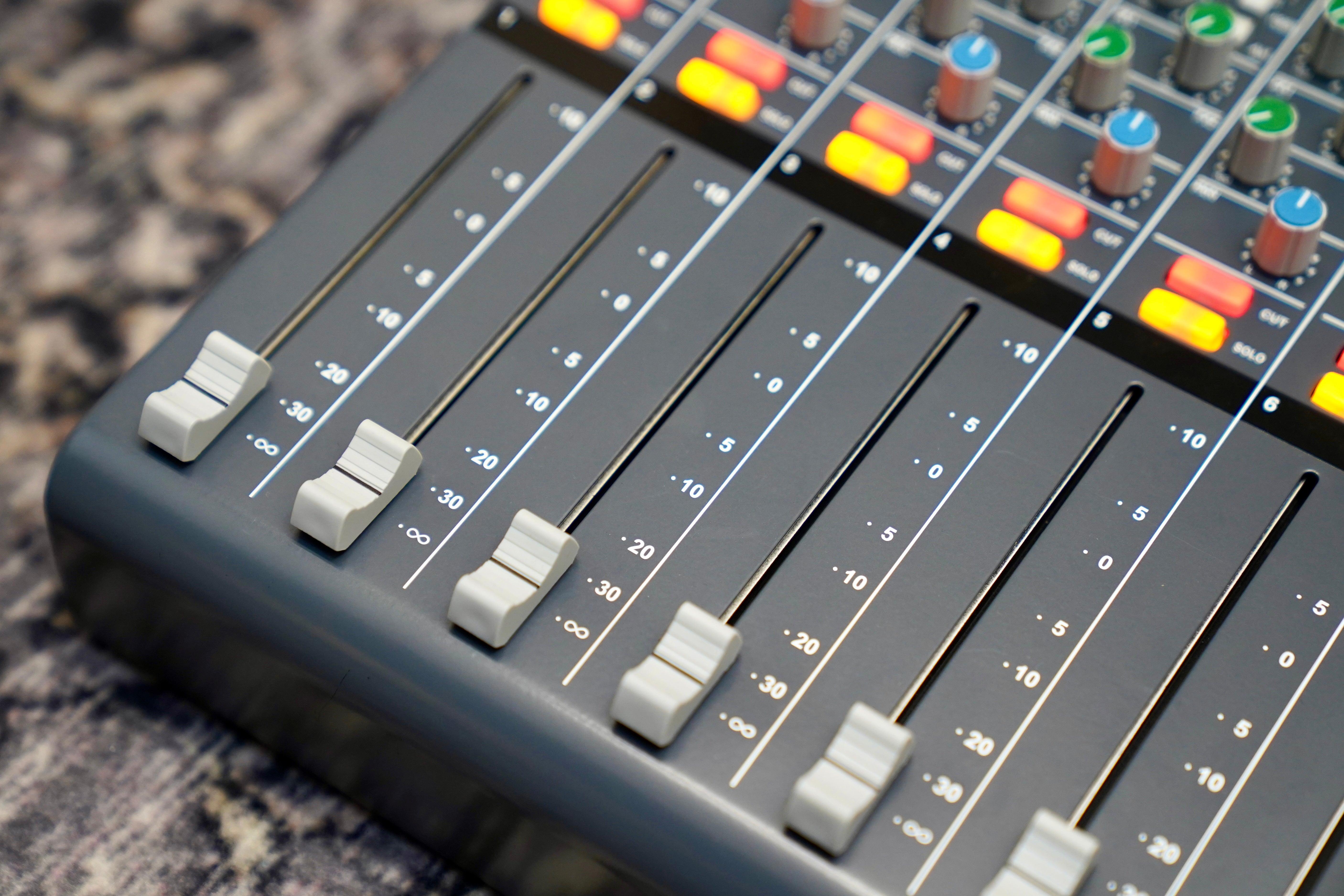 SSL X-Desk SuperAnalogue Mixer