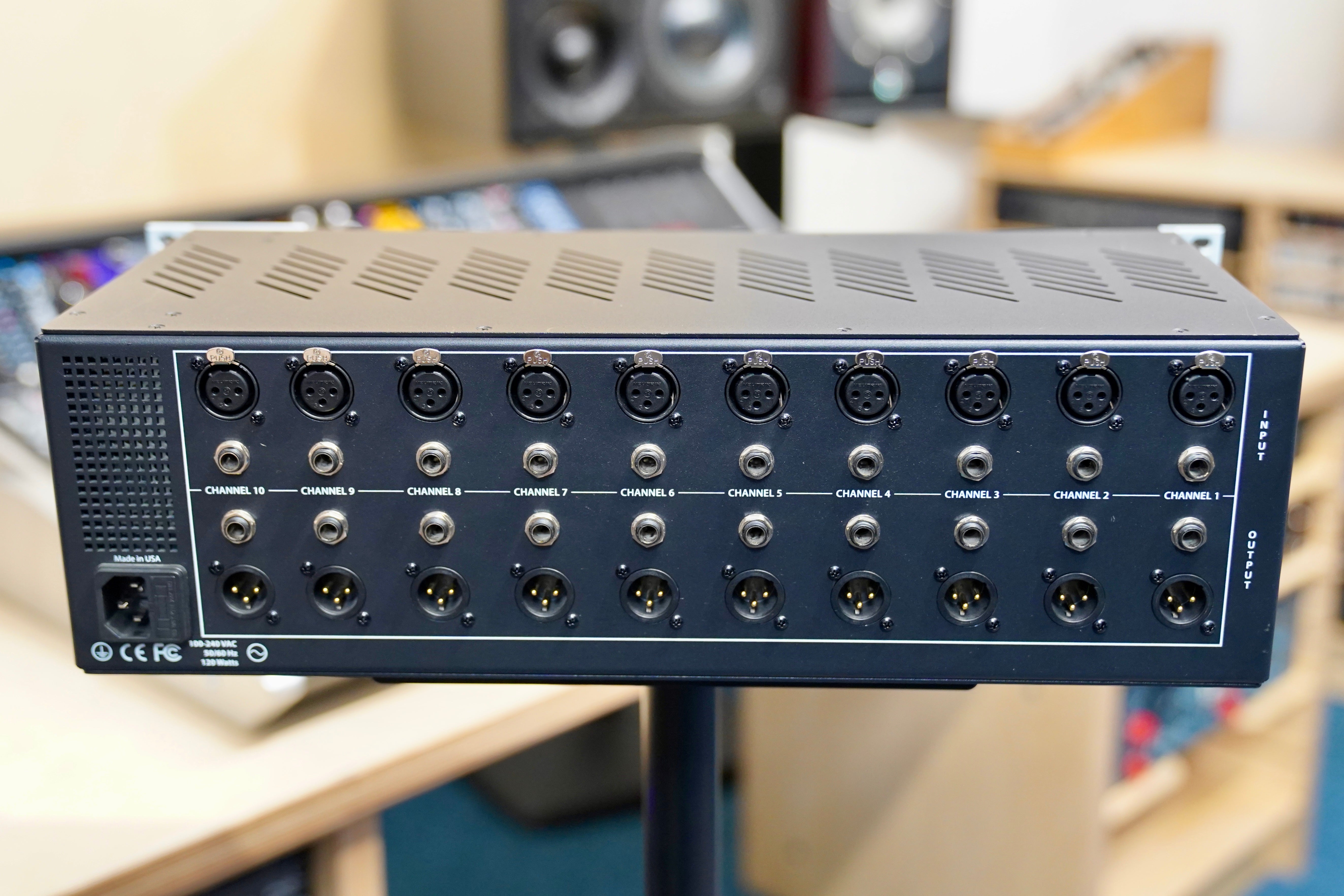 Rupert Neve R10 500 Series Rack