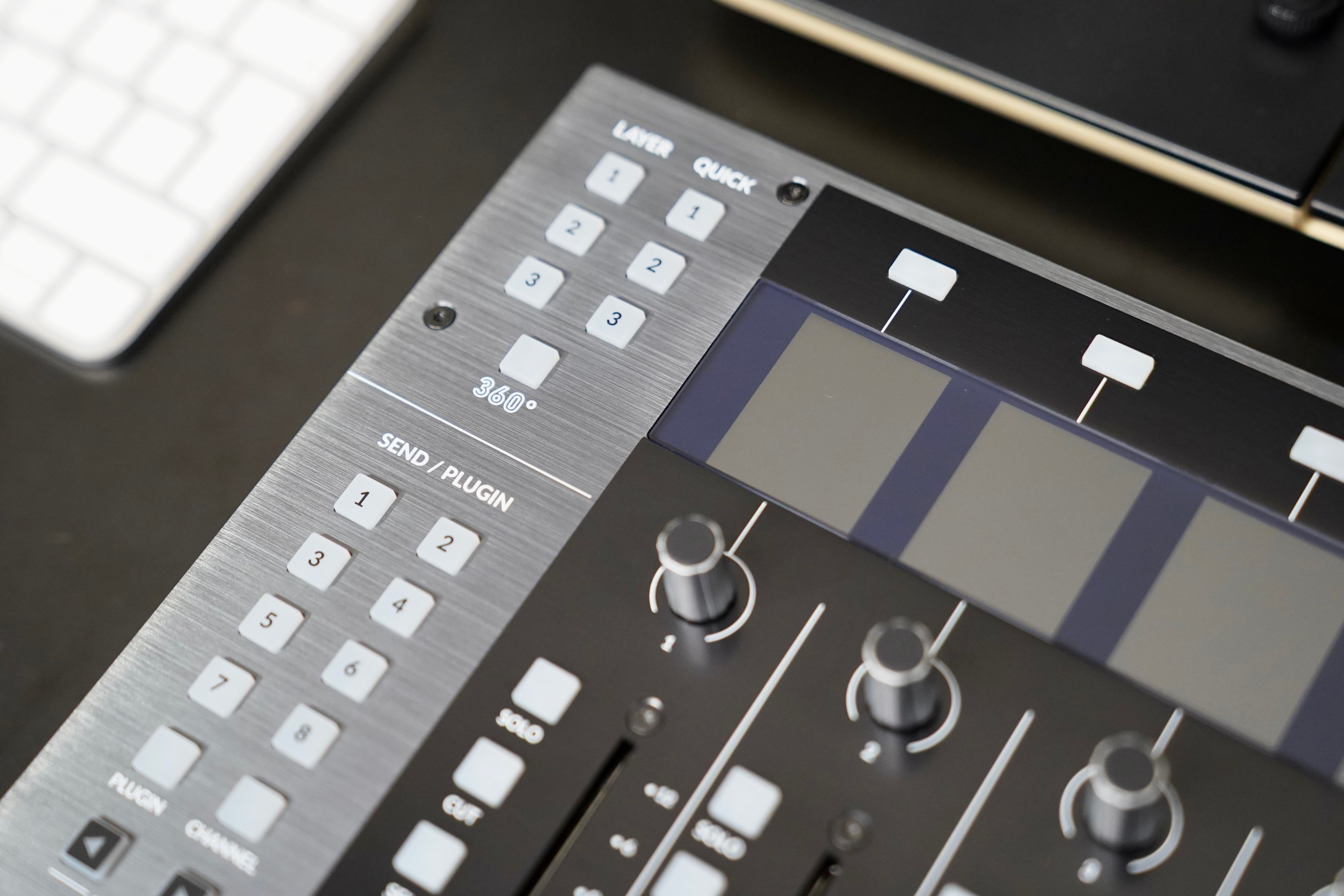 SSL UF8 Advanced DAW Controller