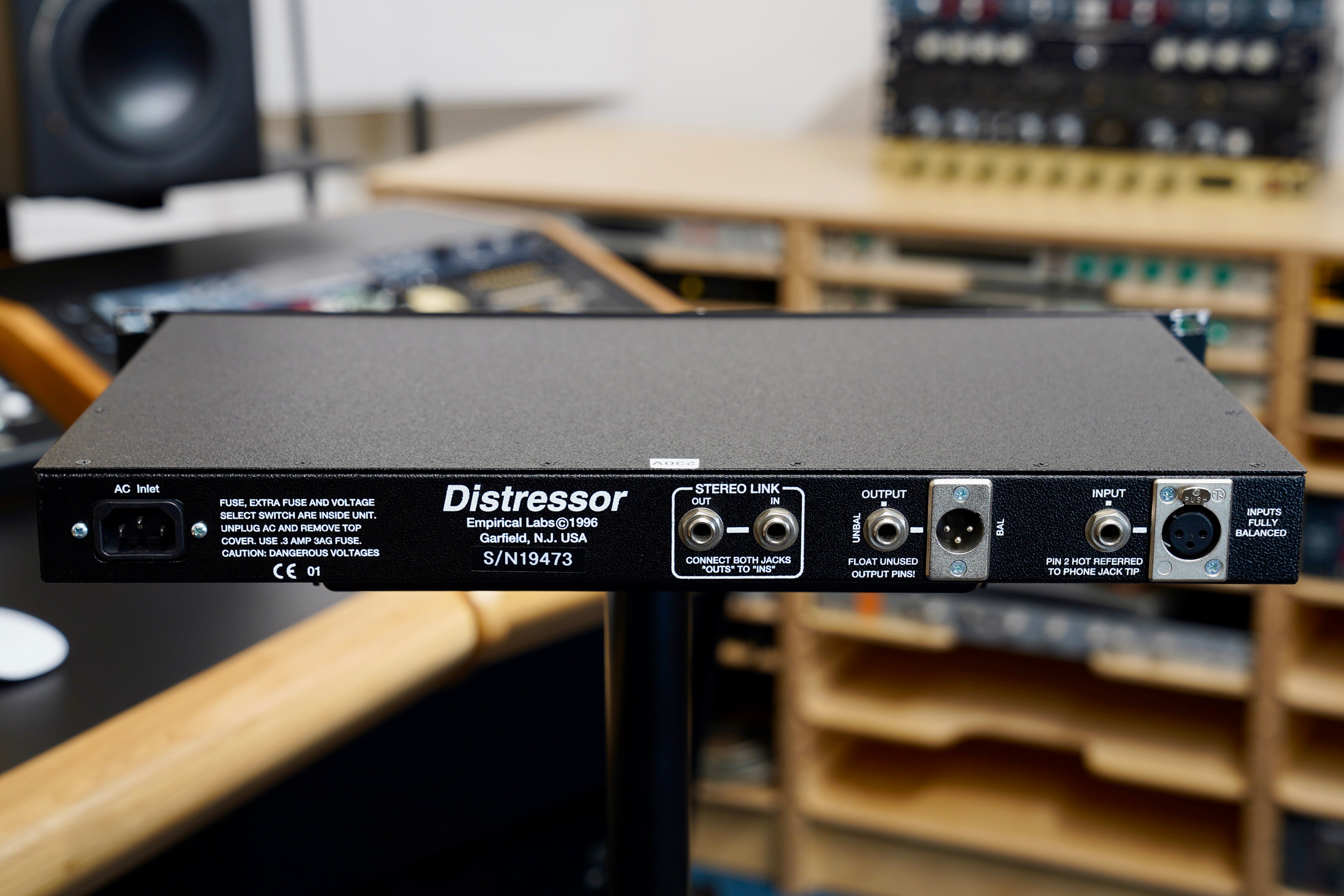 Empirical Labs EL8-X Distressor