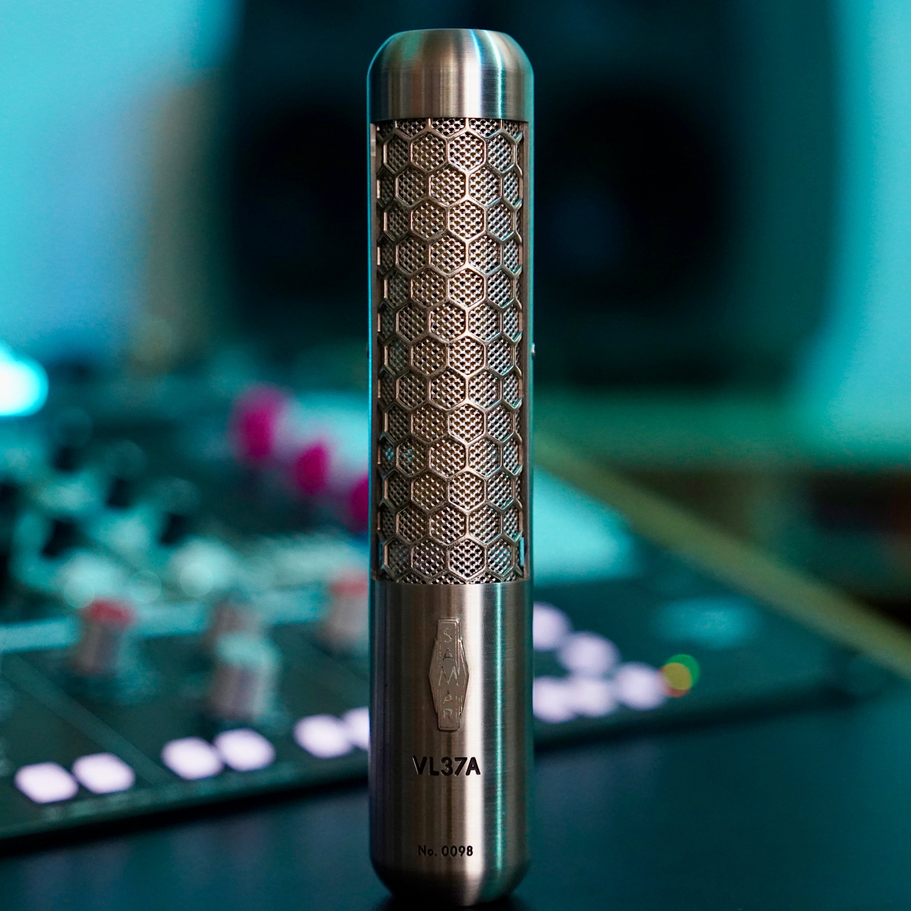 Samar VL37A Ribbon Microphone