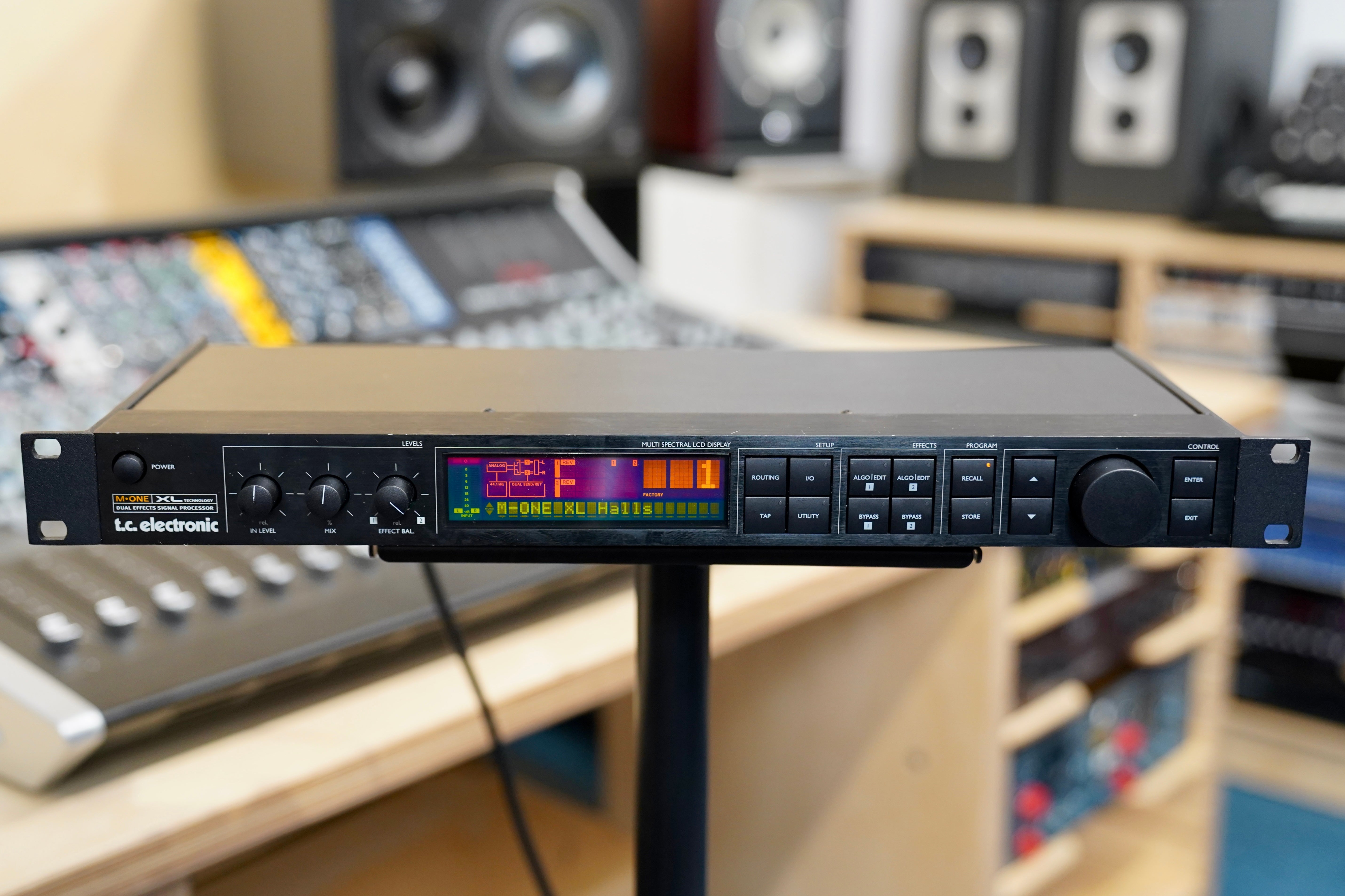 TC Electronic M-One XL – Make Noise Pro Audio