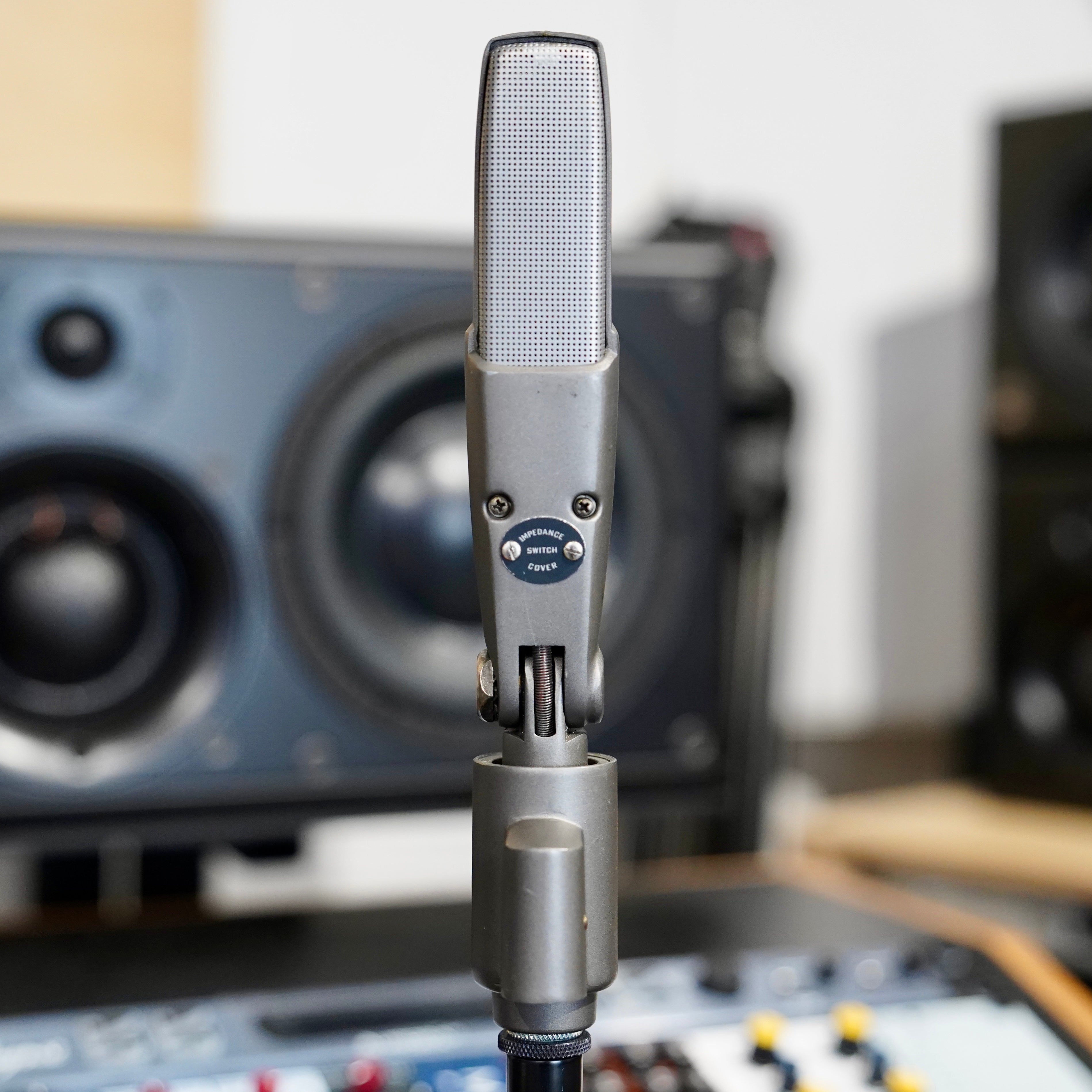 Shure 300 Ribbon Microphone