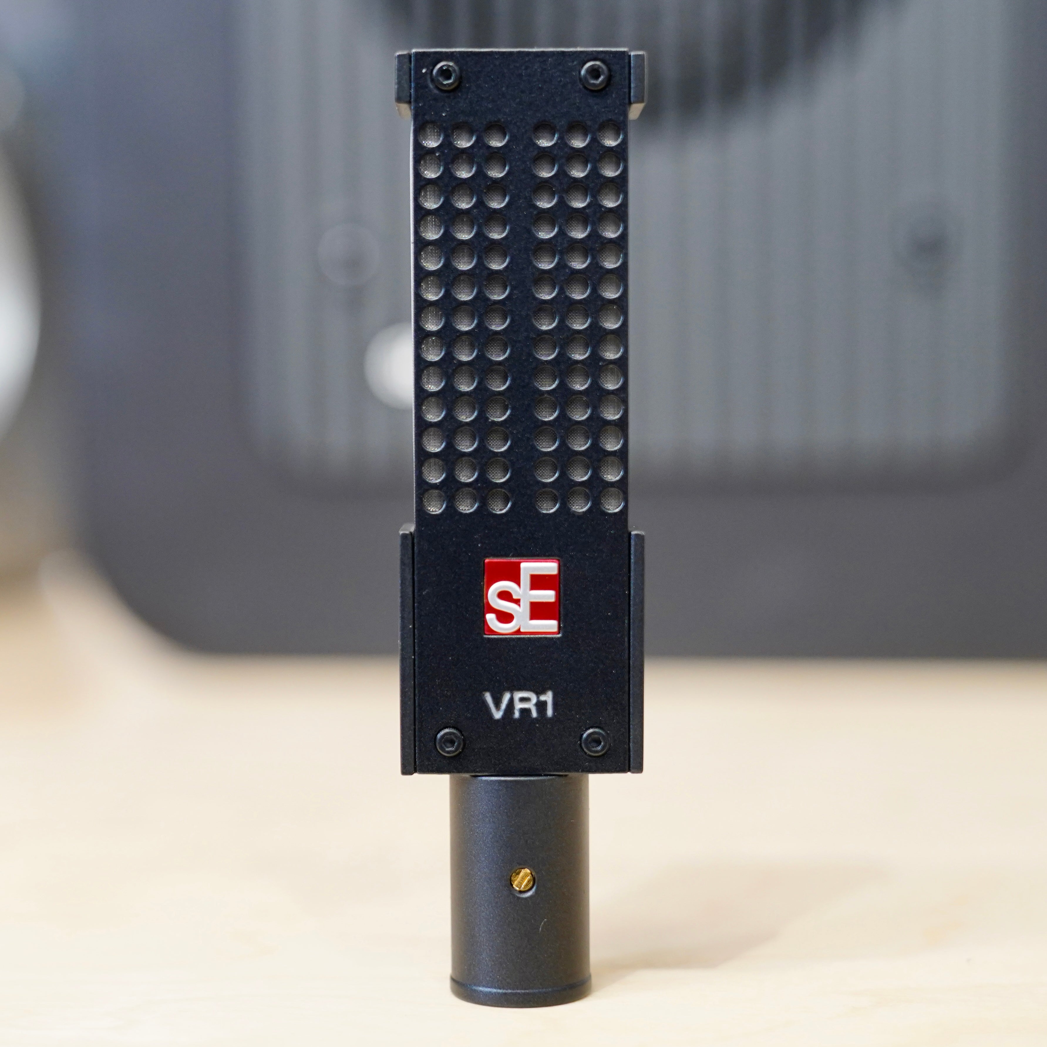 sE Electronics Voodoo VR1 Passive Ribbon Microphone