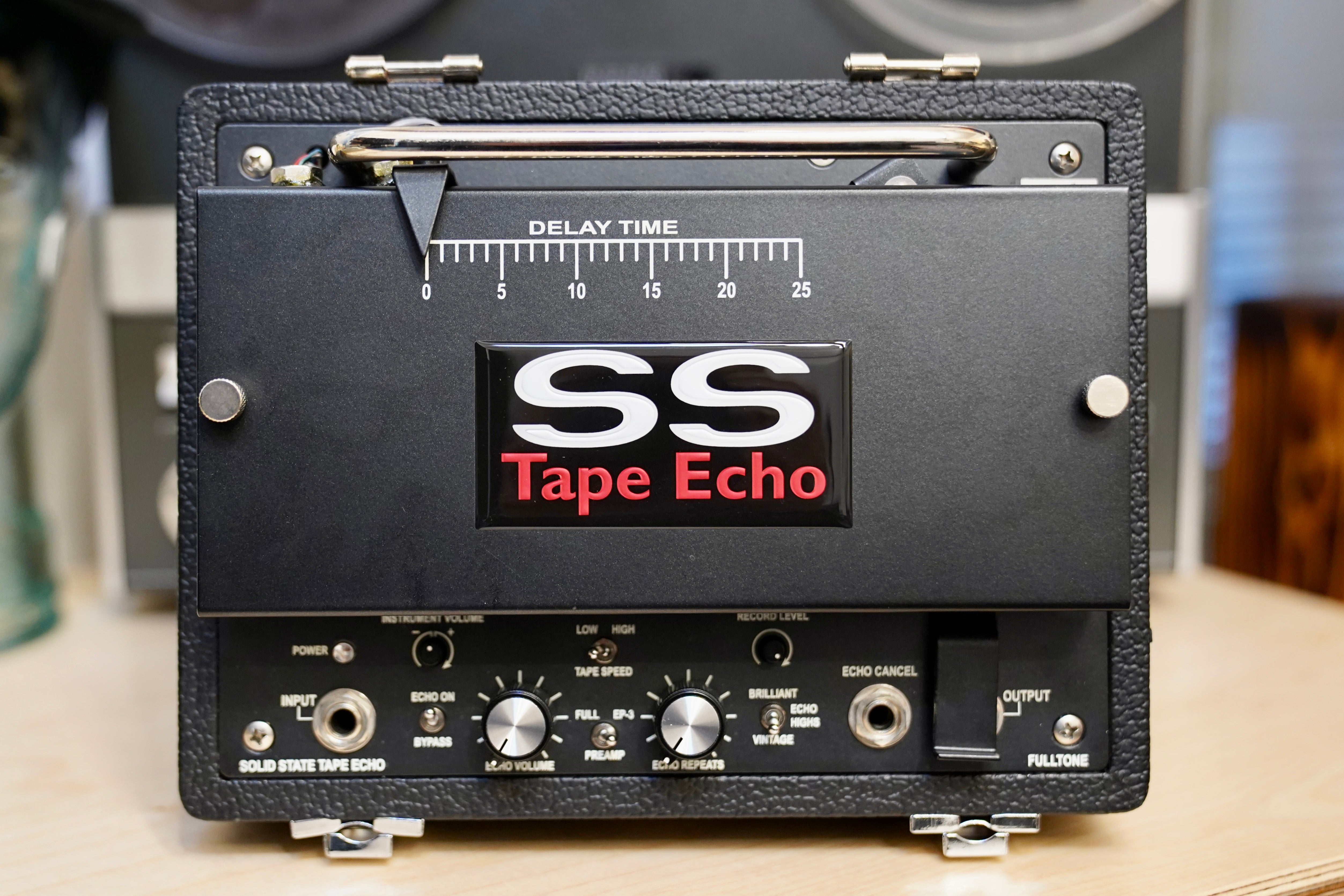 Fulltone Solid State Tape Echo
