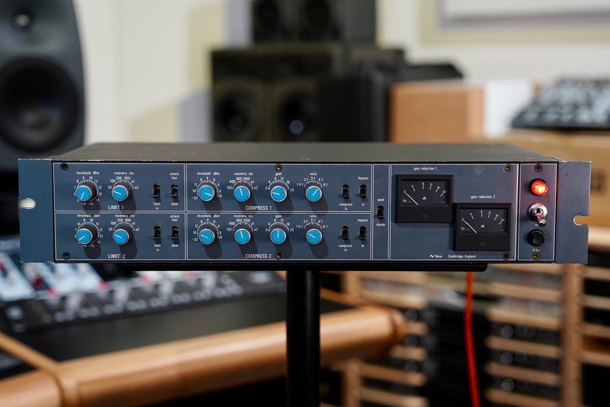 Neve 33609 “Metal Knob”