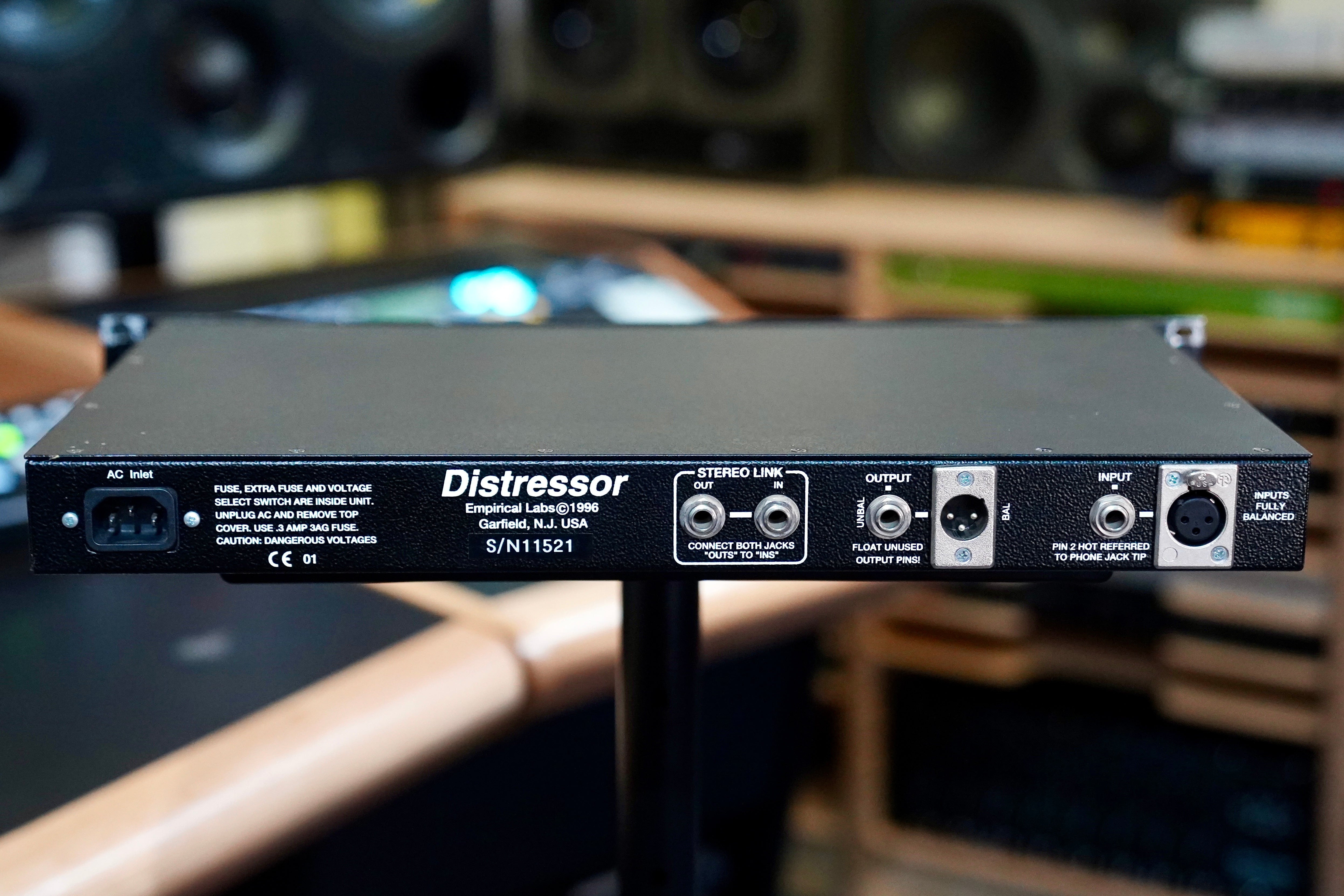 Empirical Labs EL8-X Distressor