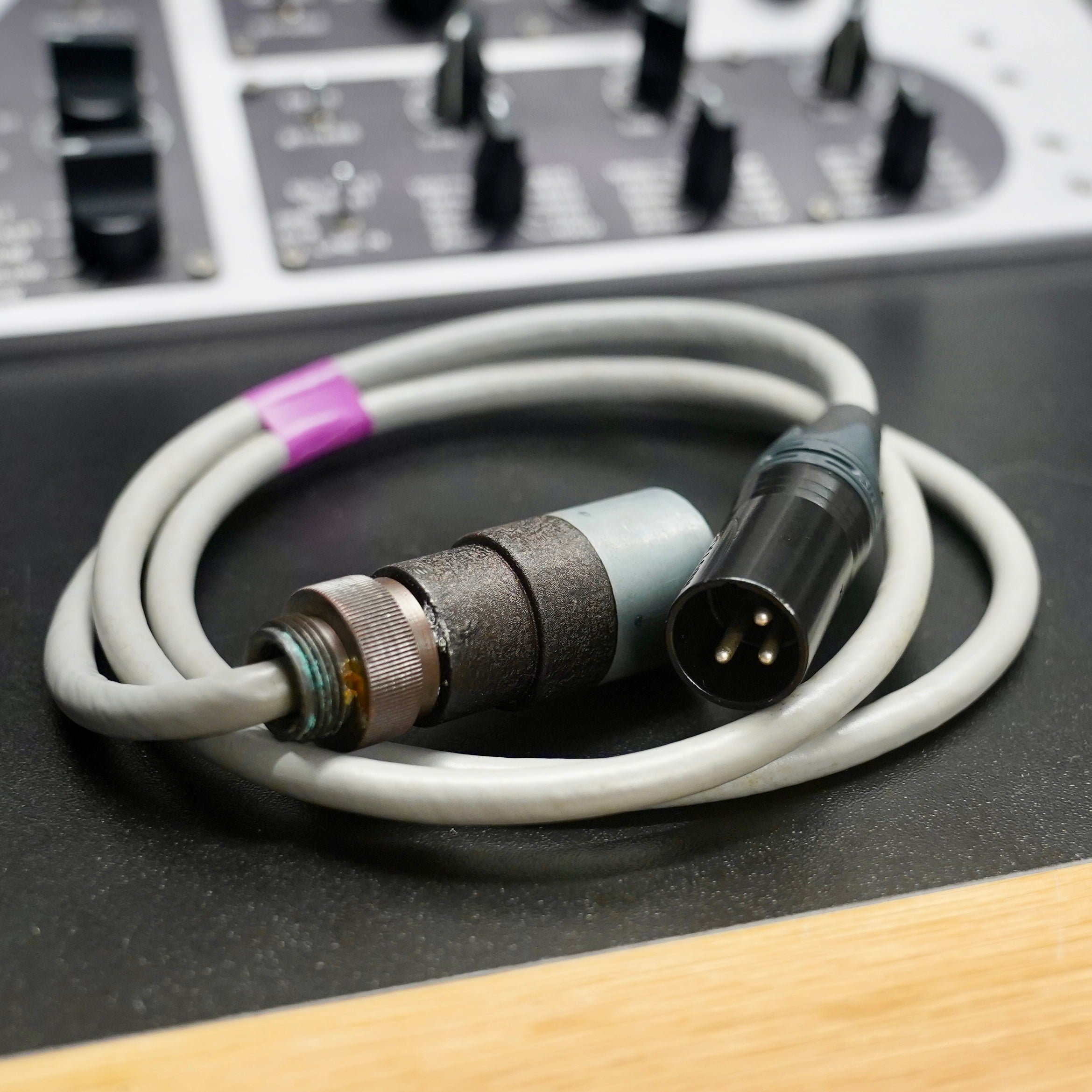 STC/Coles 4069L Adapter Cable