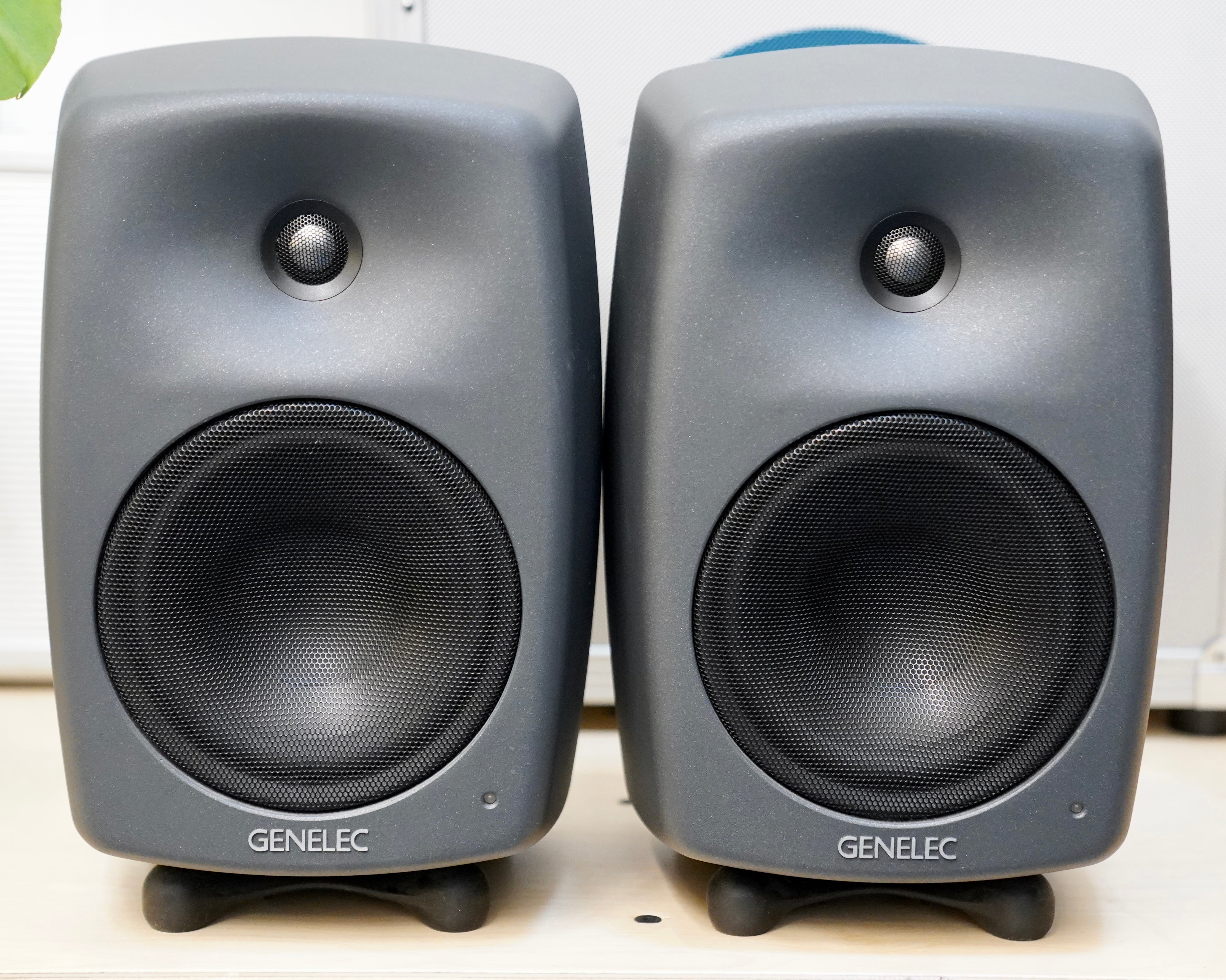 Genelec 8040B (Pair)