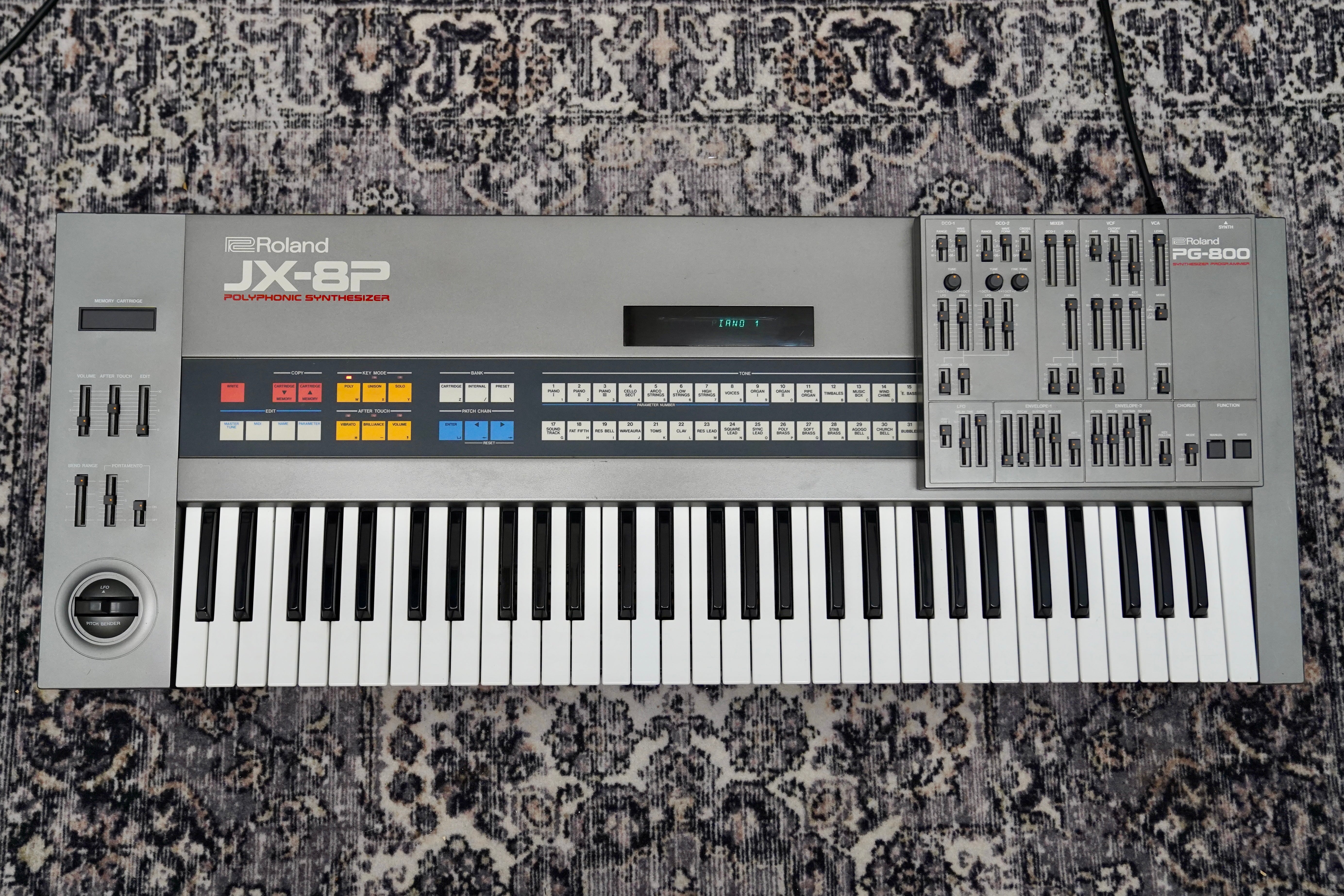 Roland JX8P w/ PG800