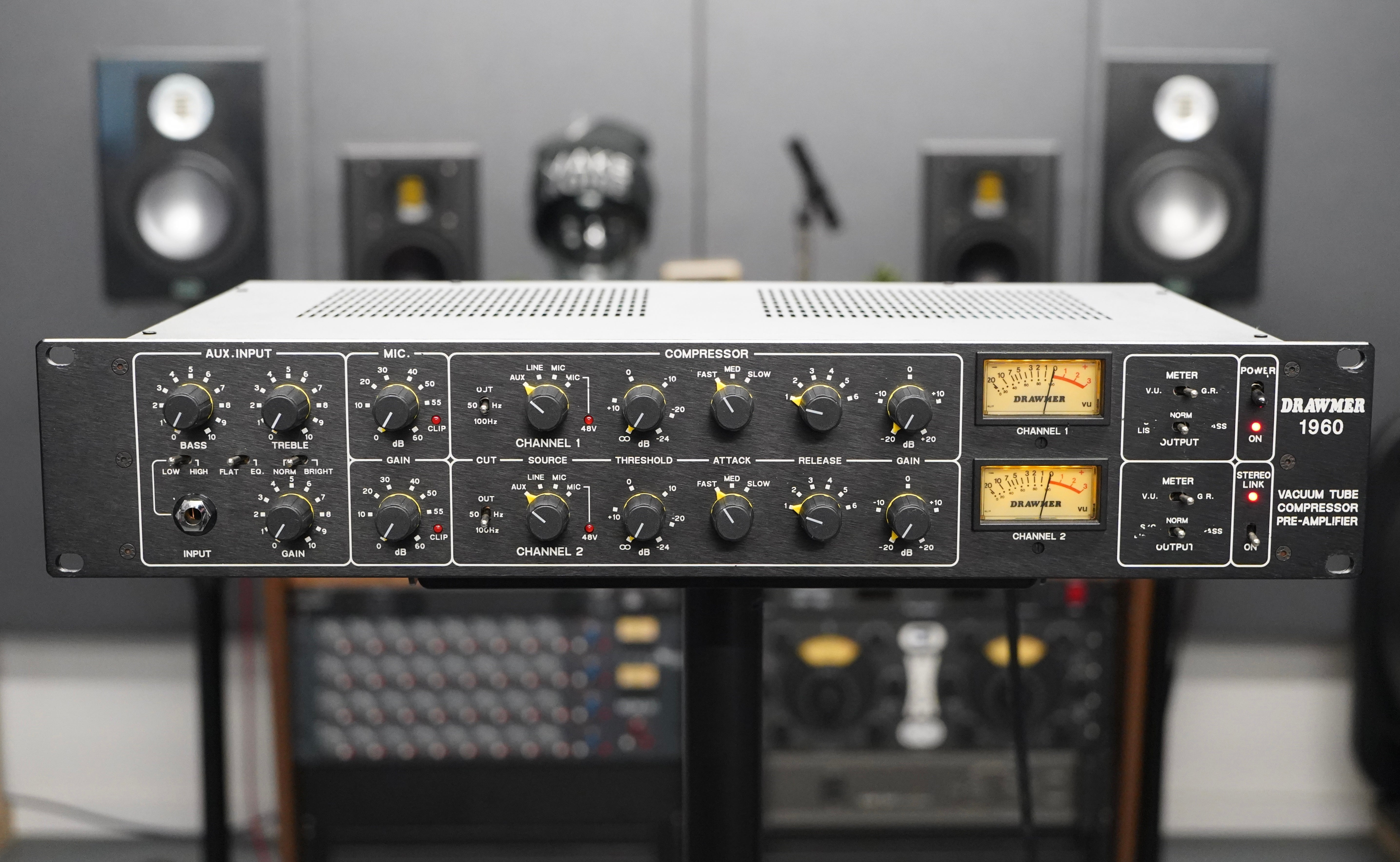 Drawmer 1960 Vacuum Tube Compressor Preamplifier