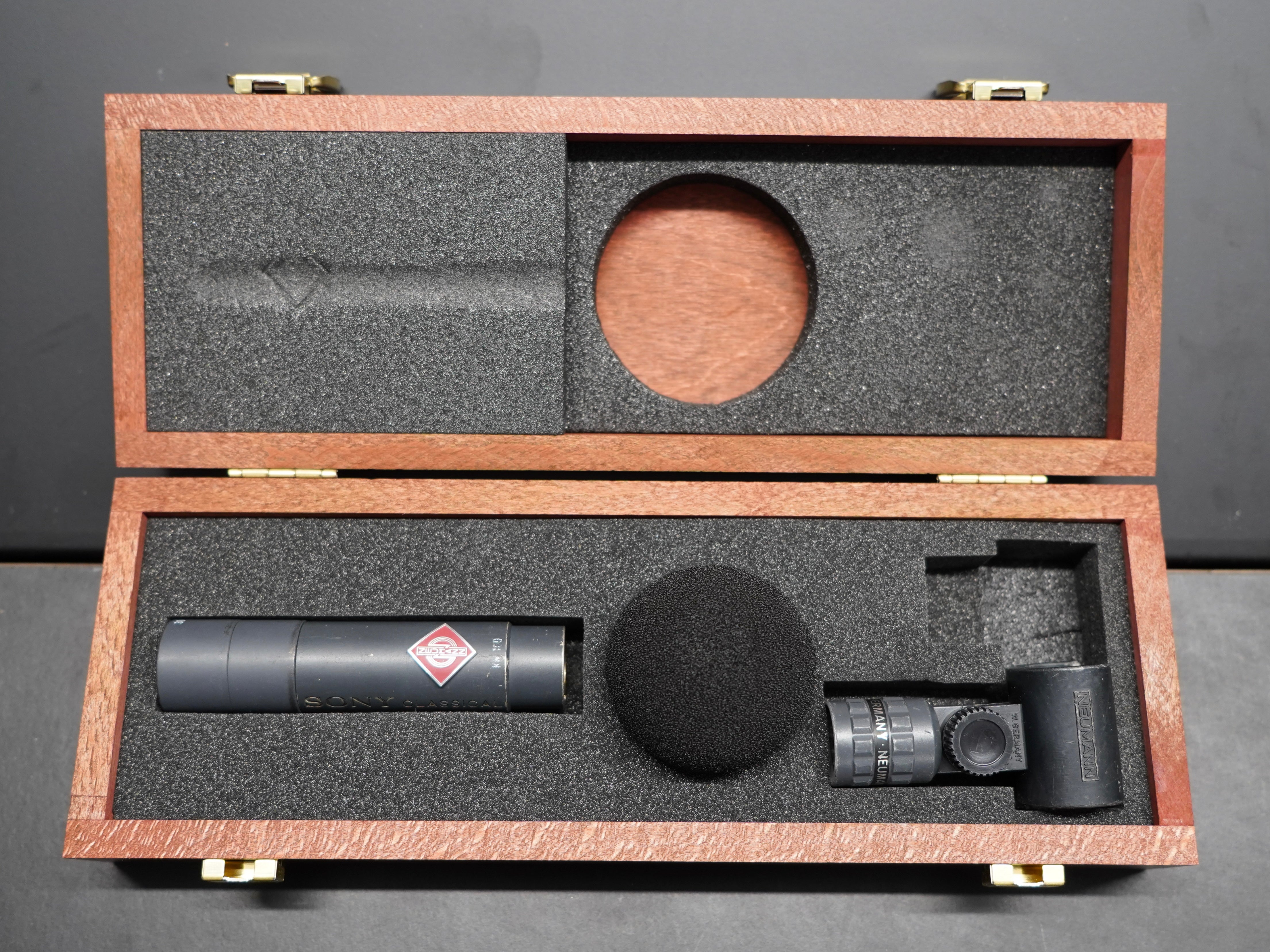 Neumann KM 130 (Omni)