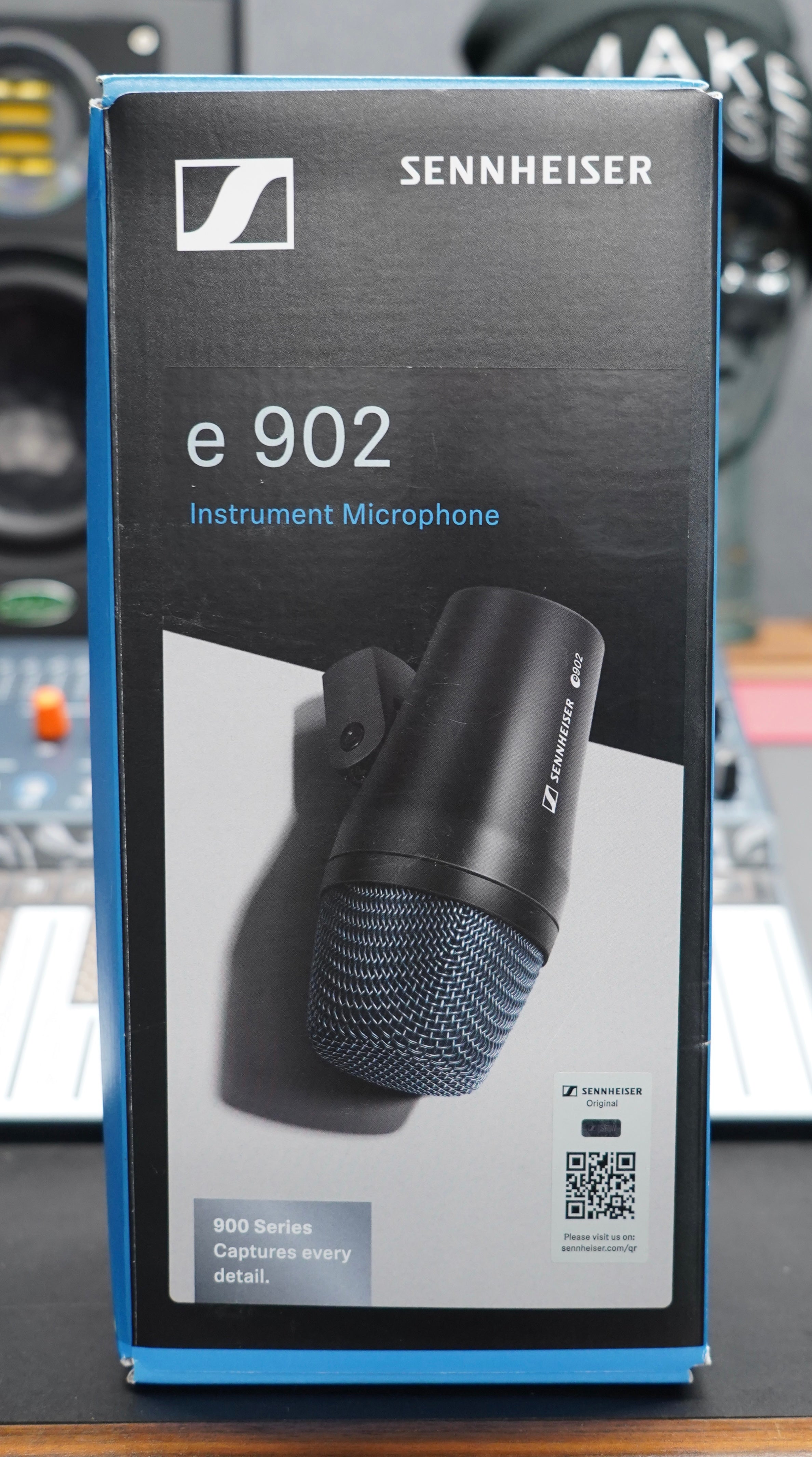 Sennheiser e902