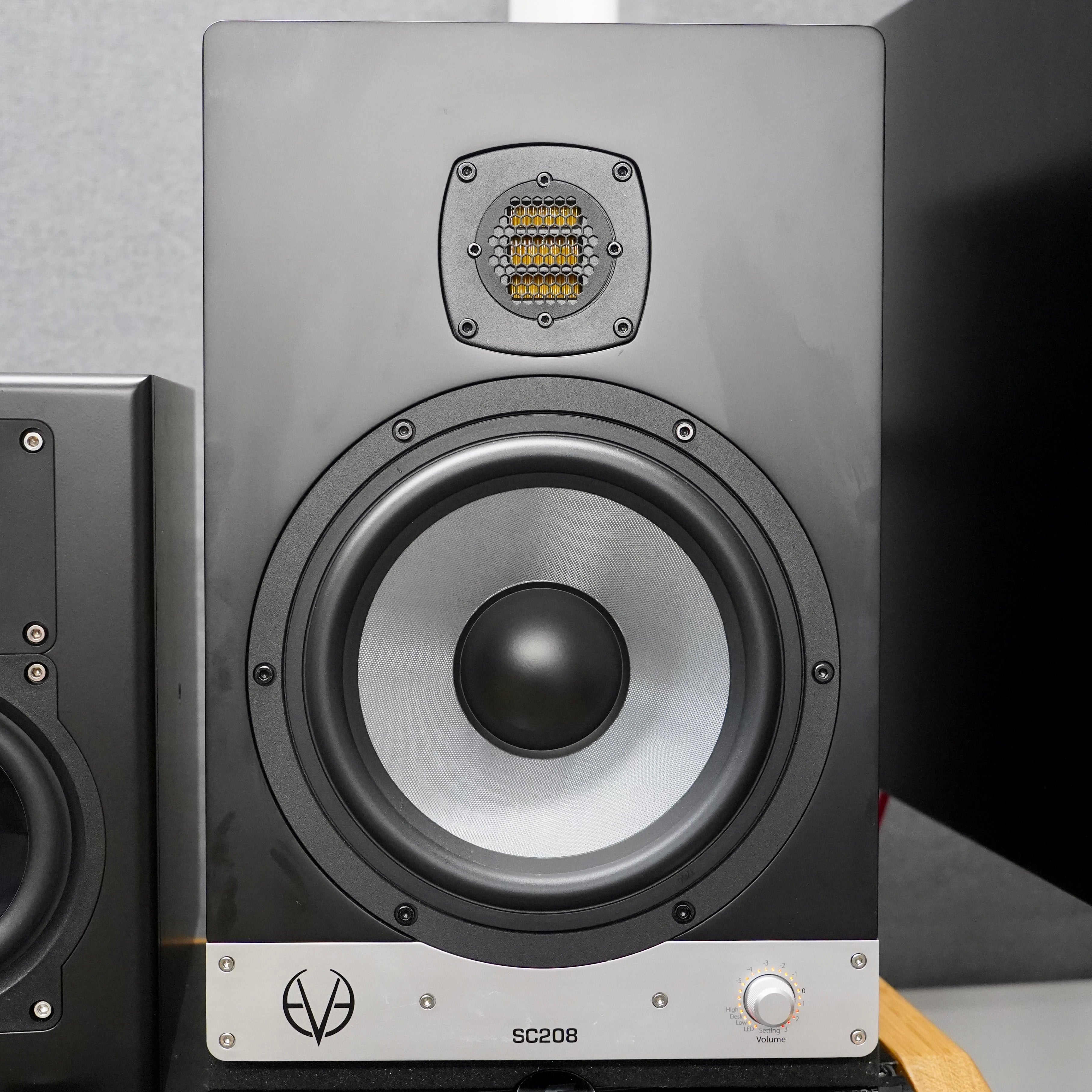 Eve Audio SC208 (Pair)