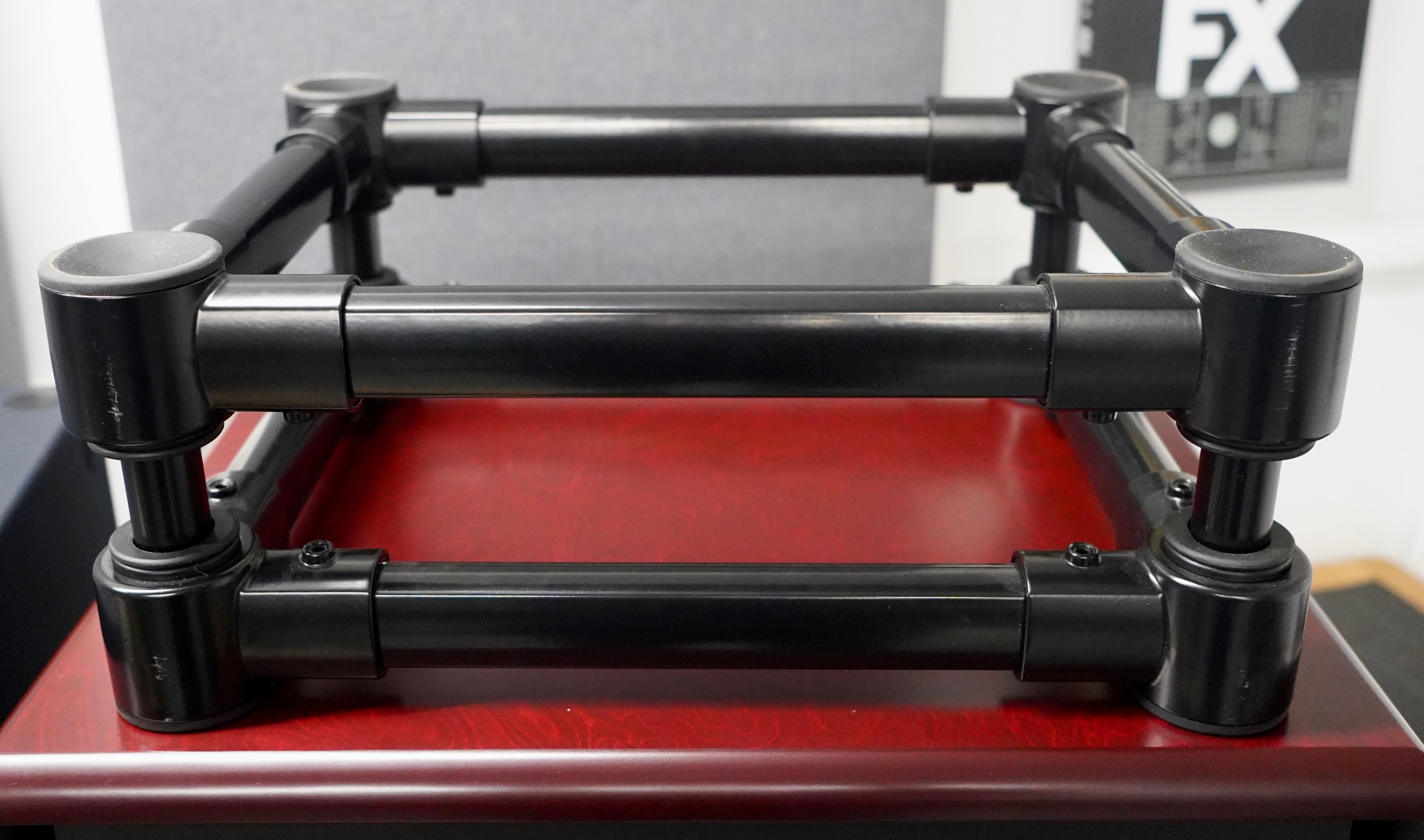 IsoAcoustics Modular Series Stands (Pair)