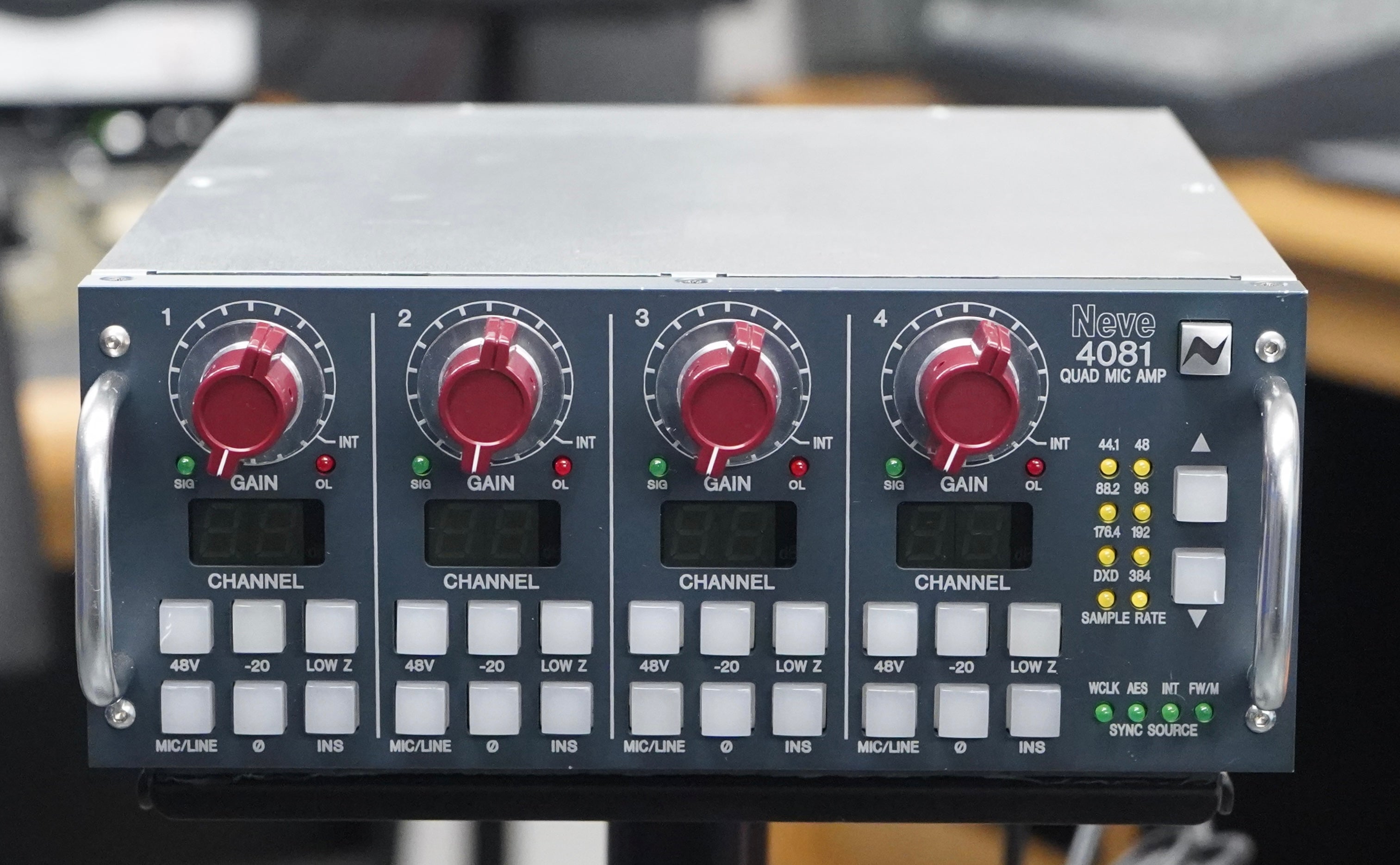 Neve 4081