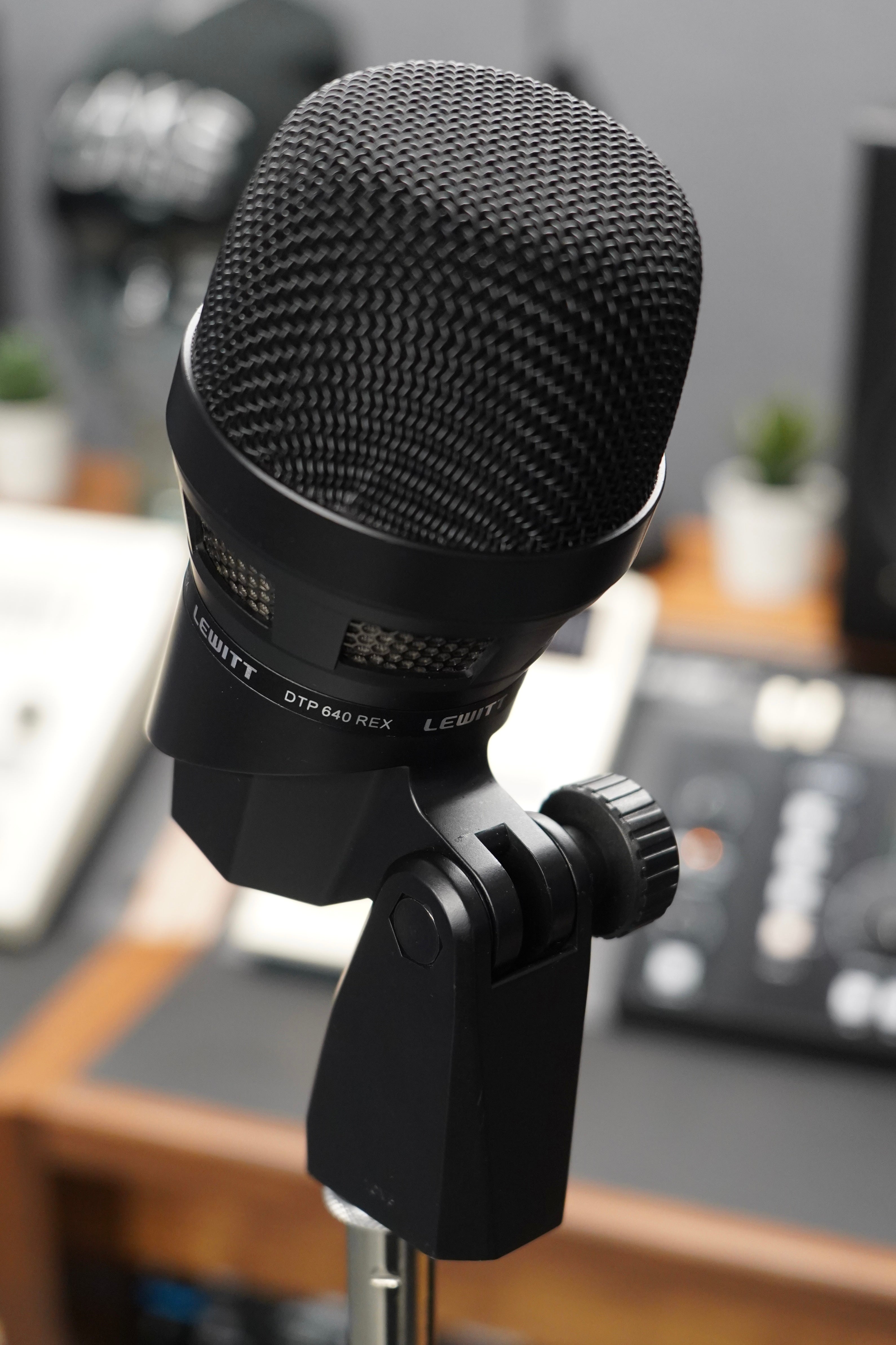 Lewitt DTP 640 REX