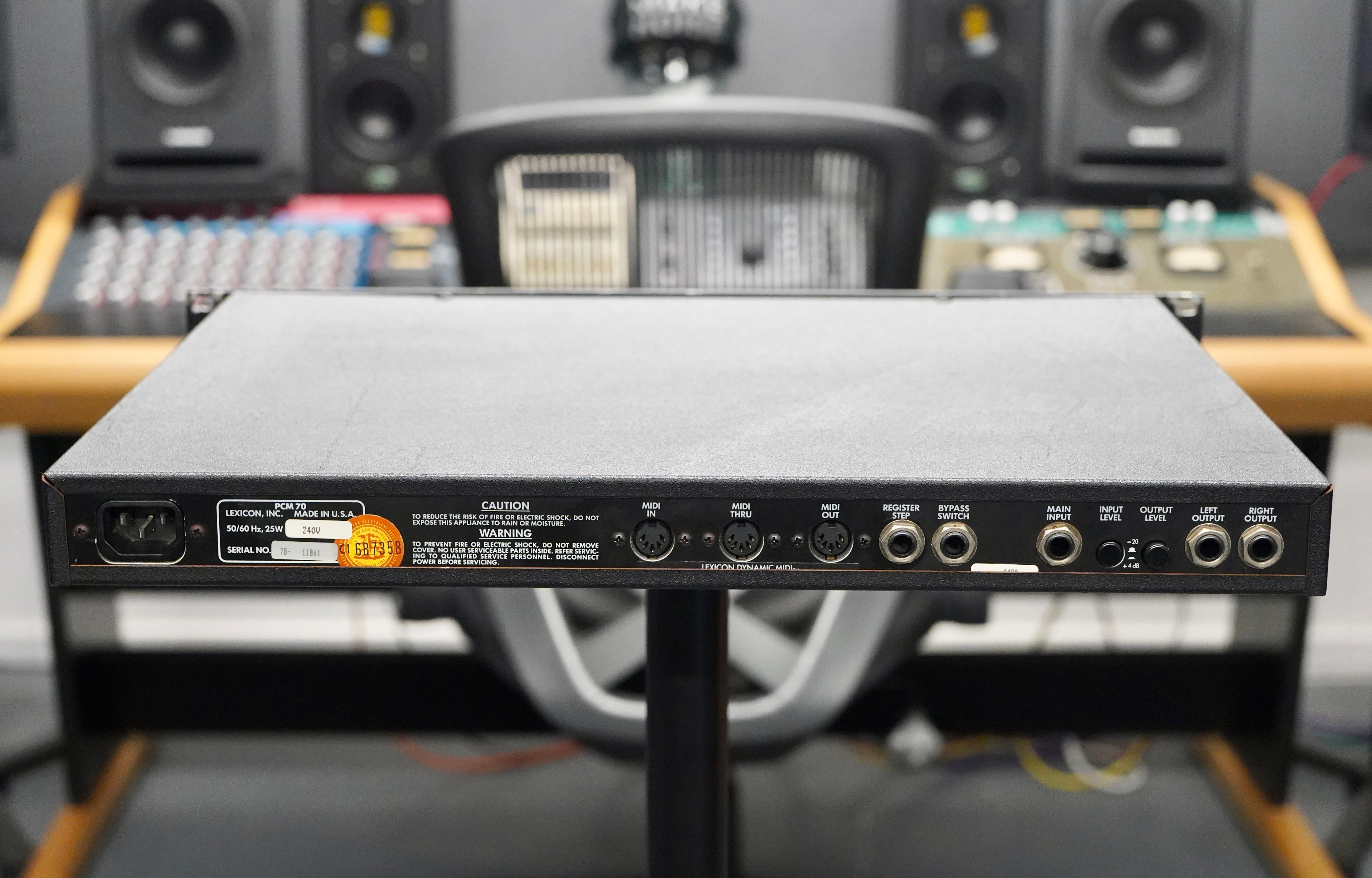 Lexicon PCM 70 V2 Digital Effects Processor