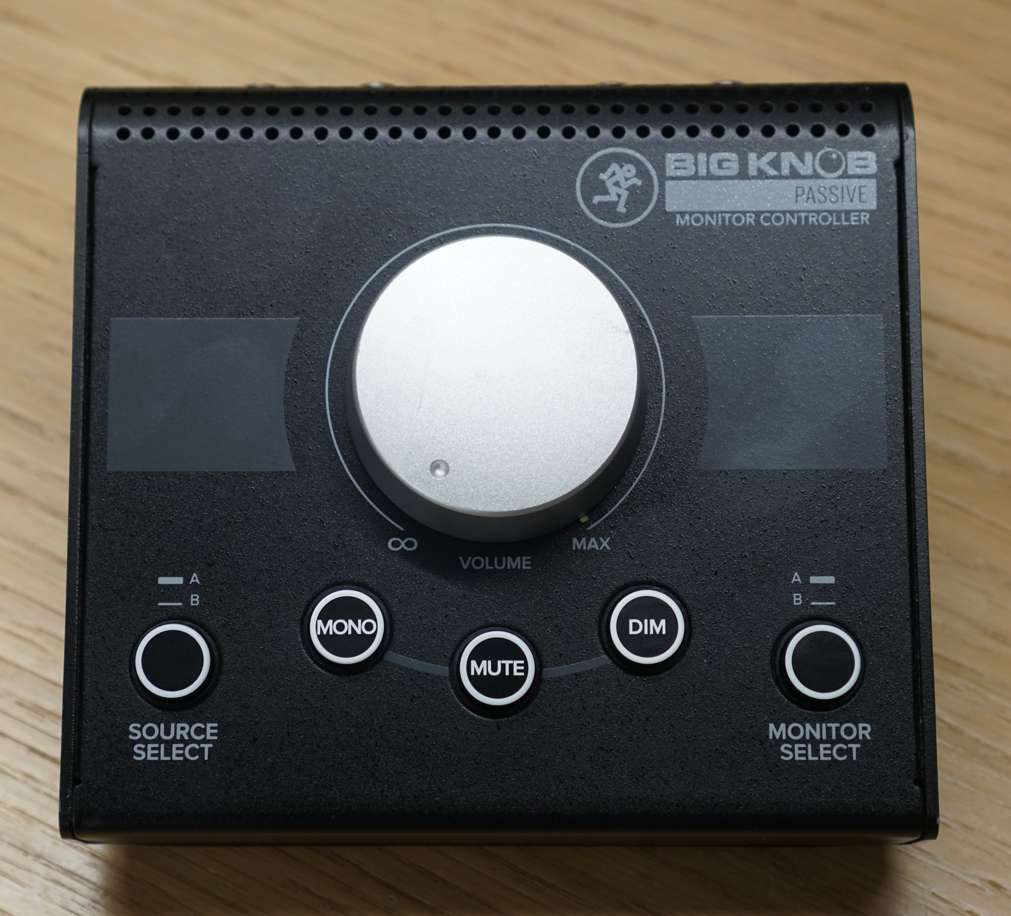 Mackie Big Knob Passive Monitor Controller