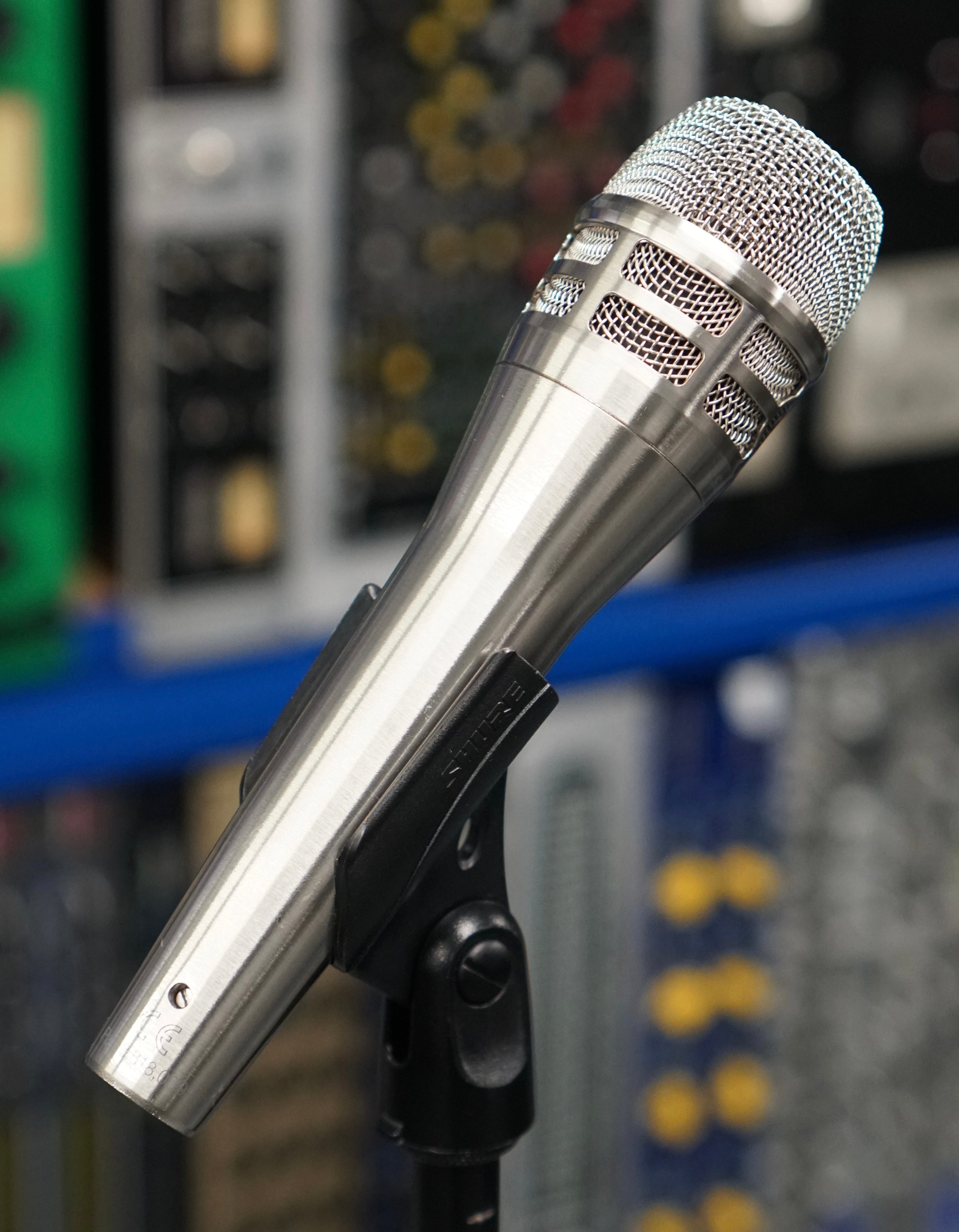 Shure KSM8 Dualdyne Cardioid Dynamic Vocal Microphone