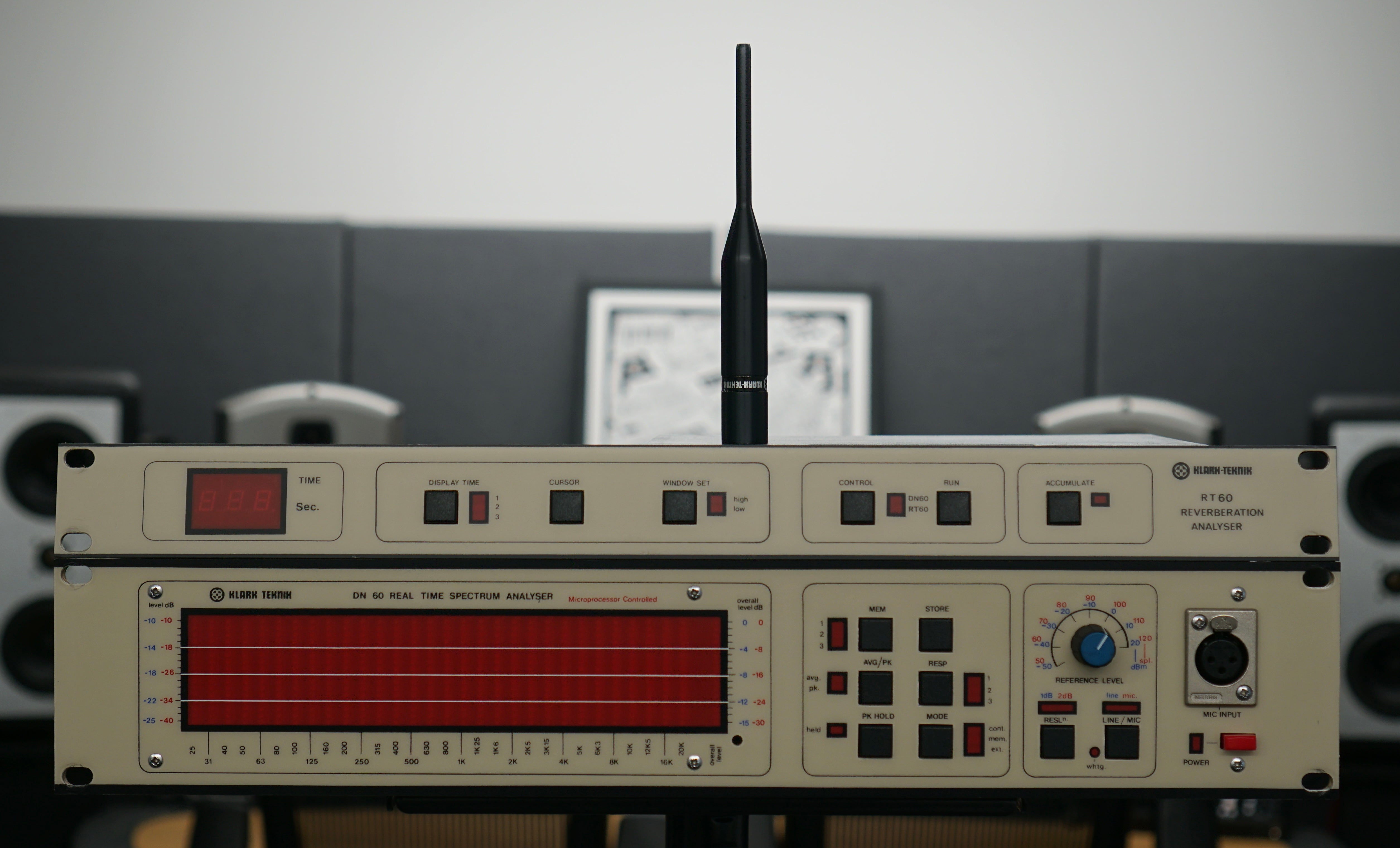 Klark Teknik DN60 Audio Analyser w/ RT60 + 6051 Measurement Mic