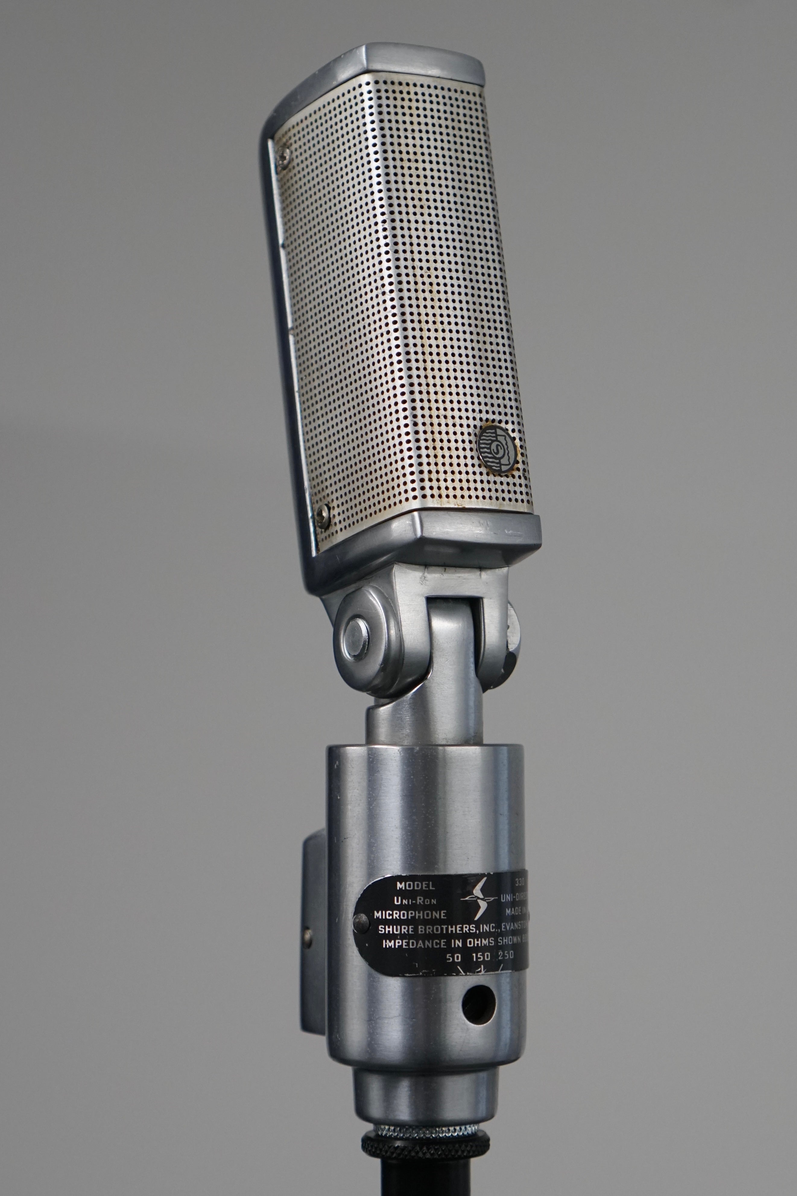 Shure 330 Ribbon Microphone