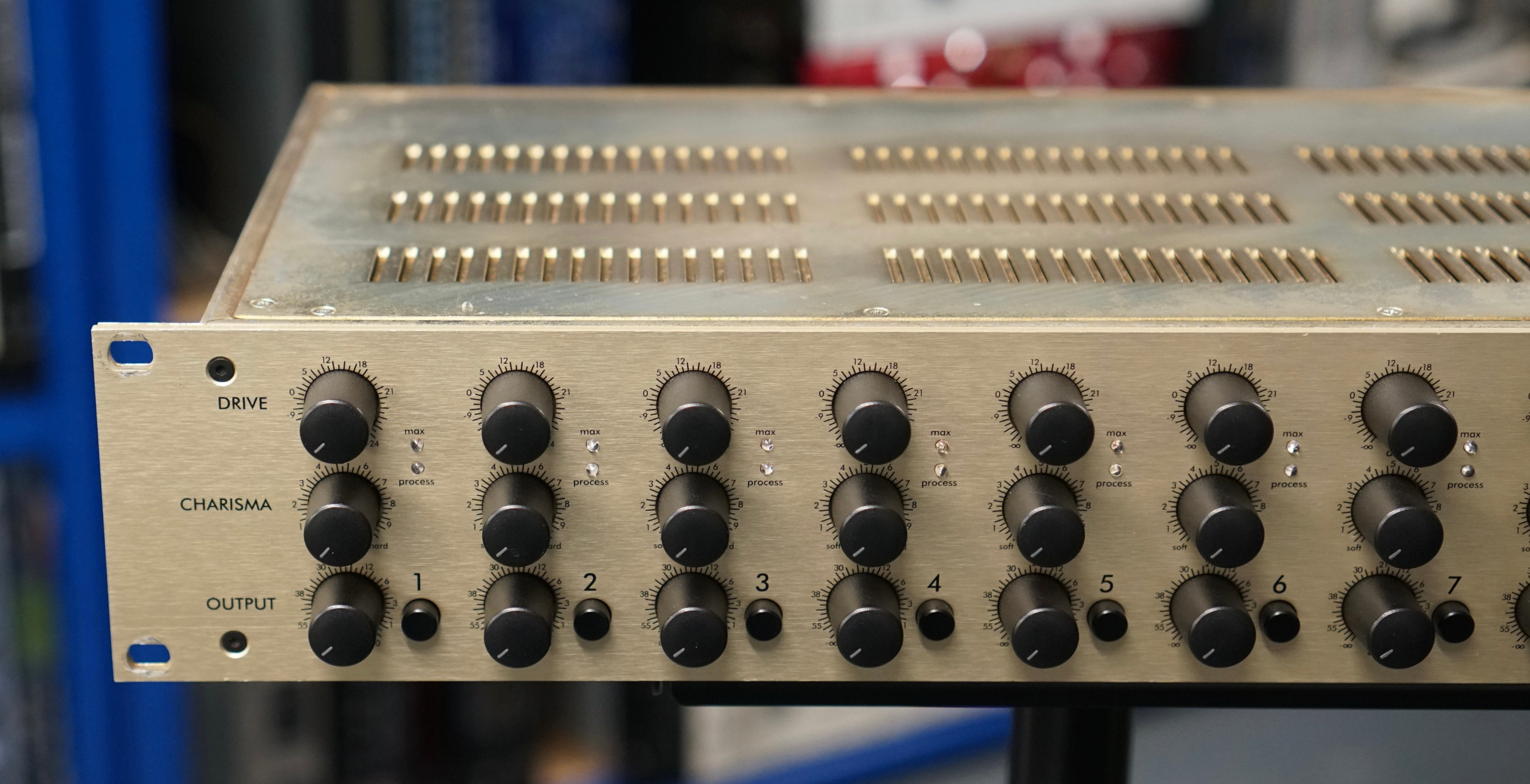 SPL Charisma 8 (Model 9527)