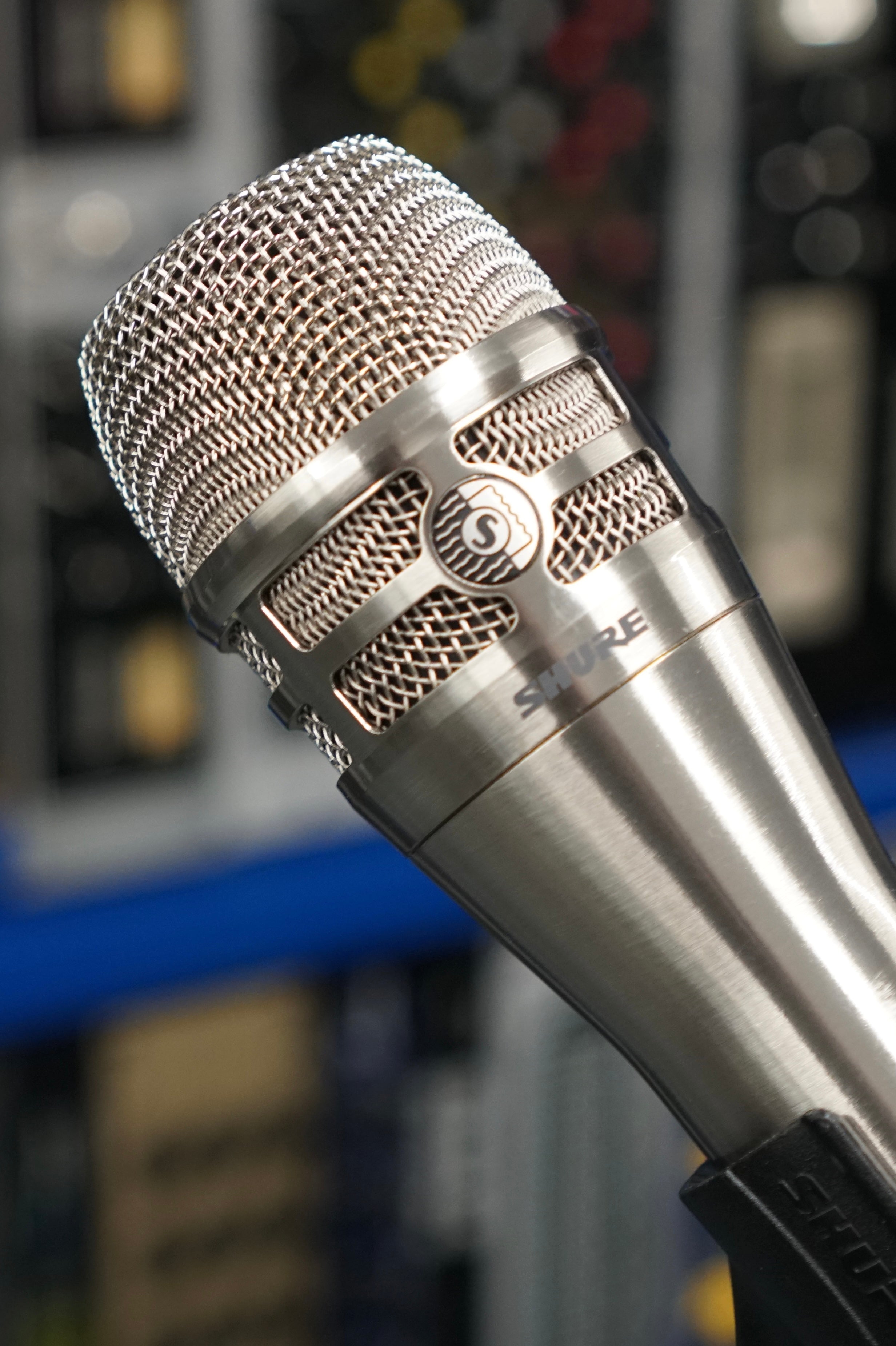 Shure KSM8 Dualdyne Cardioid Dynamic Vocal Microphone