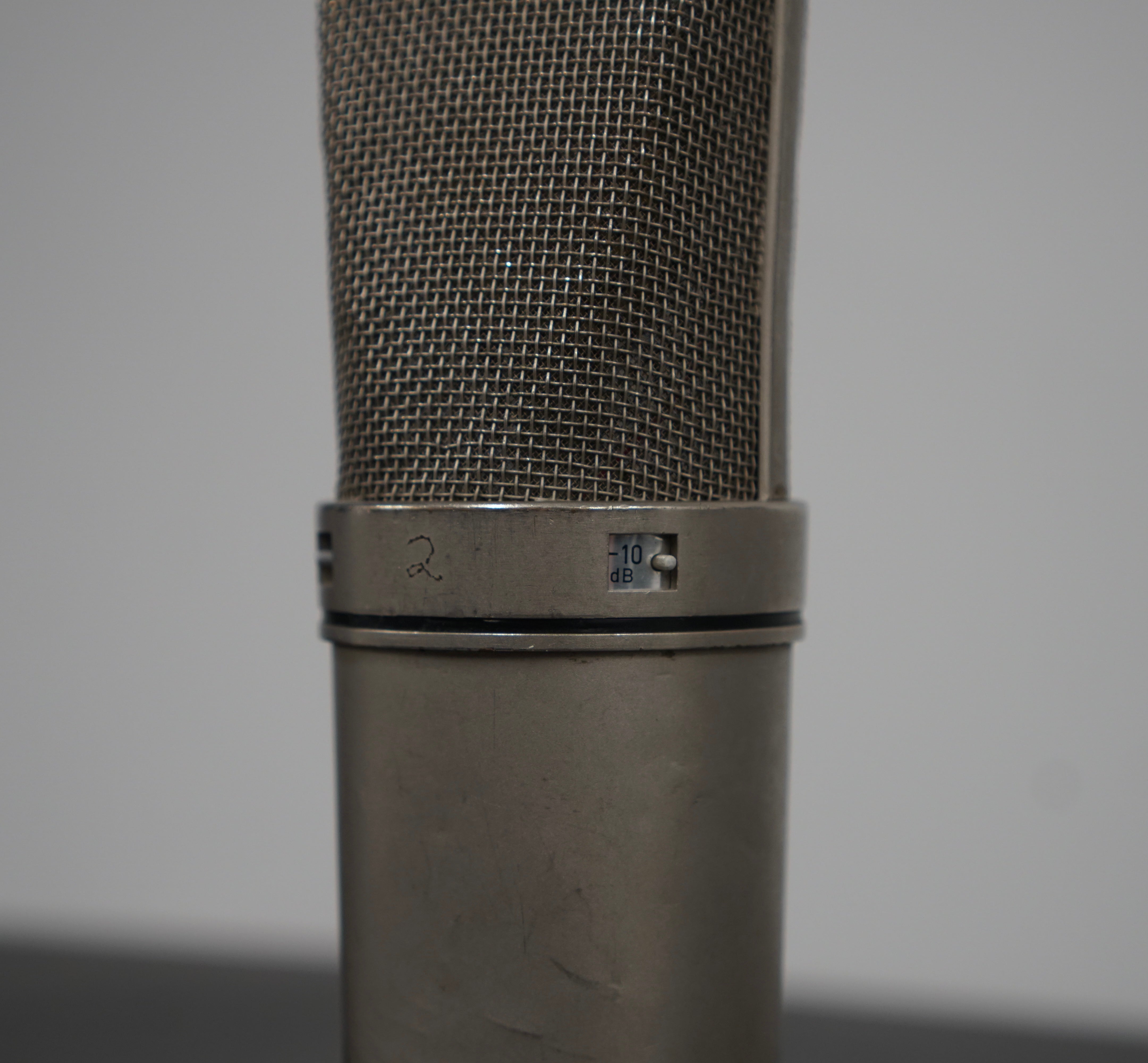 Neumann U87 (Vintage)
