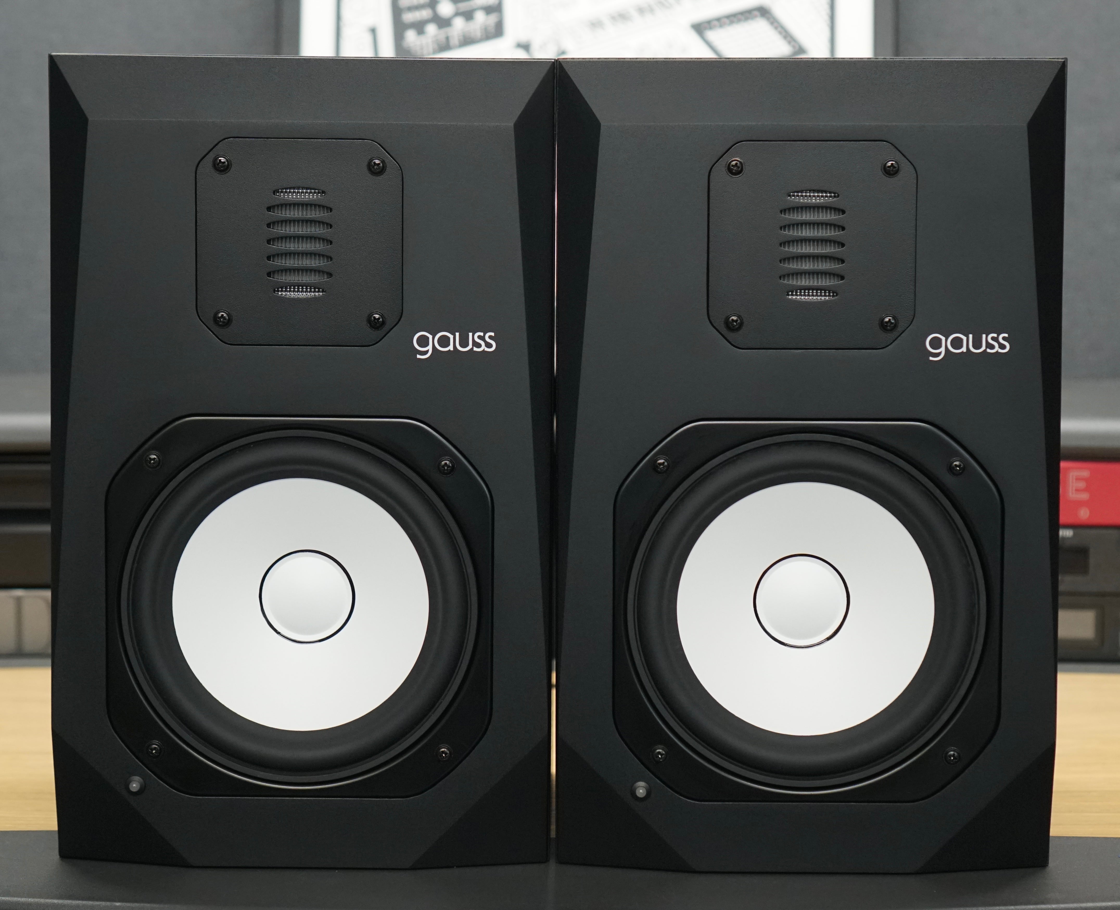 Avantone Gauss 7" Active Studio Reference Monitors