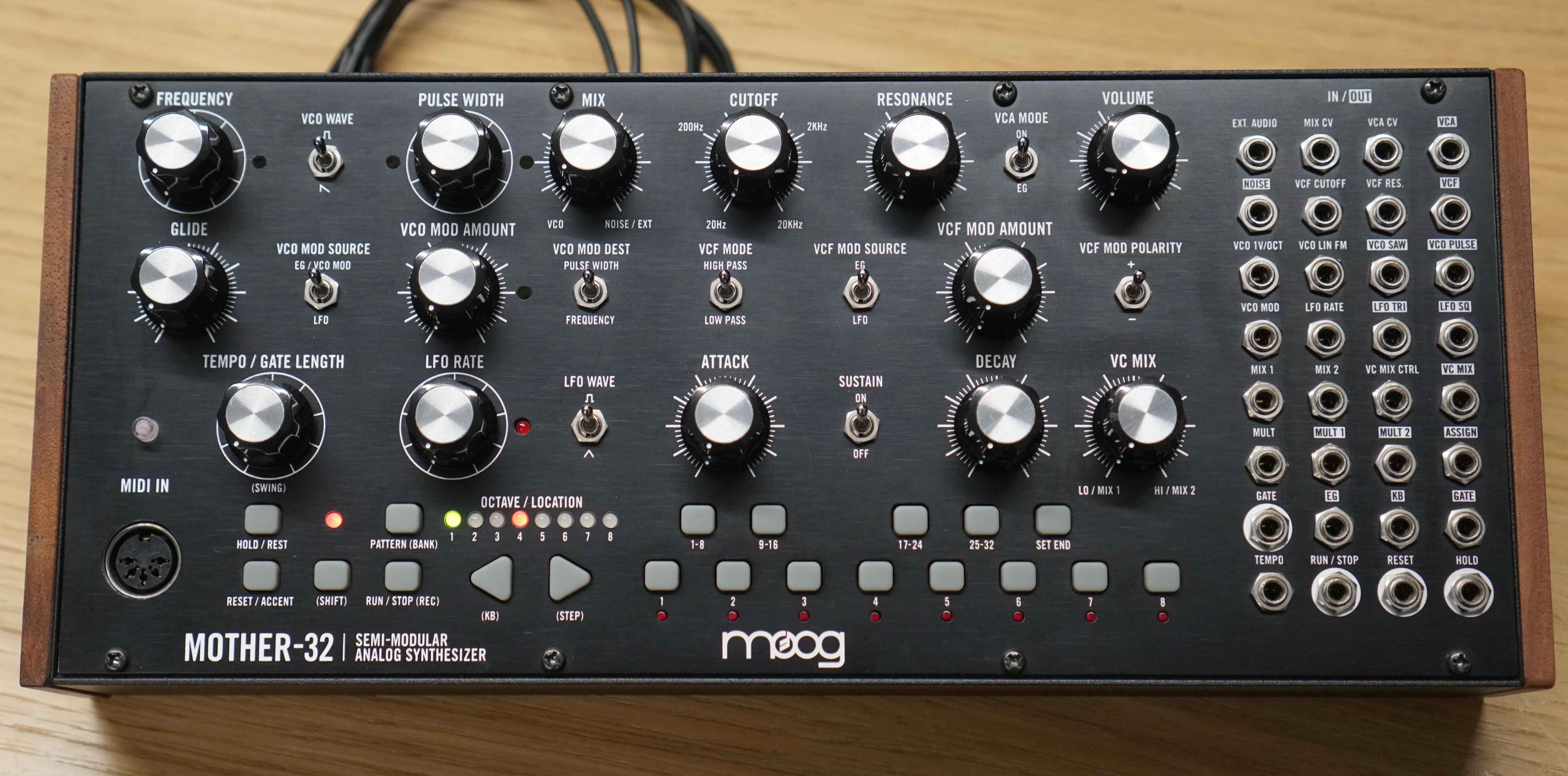 Moog Mother-32