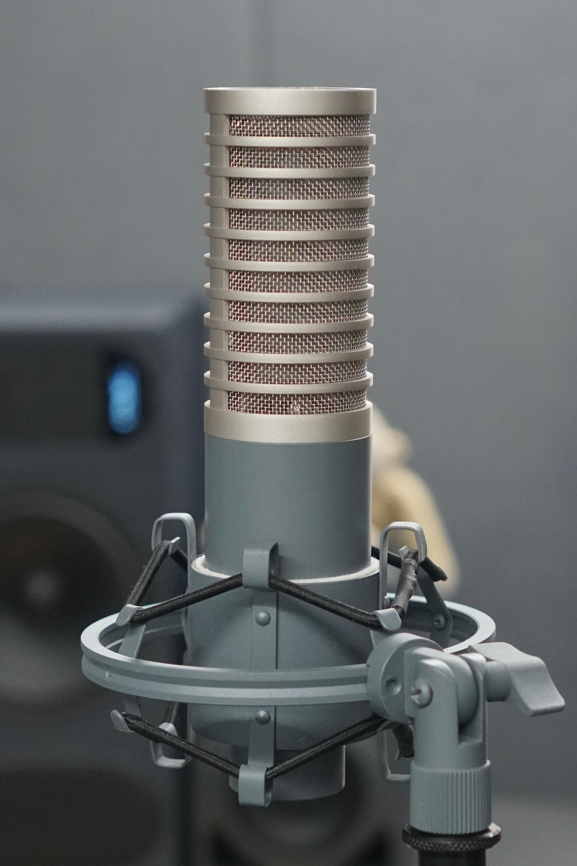 sE Electronics R1 Ribbon Microphone (Pair)
