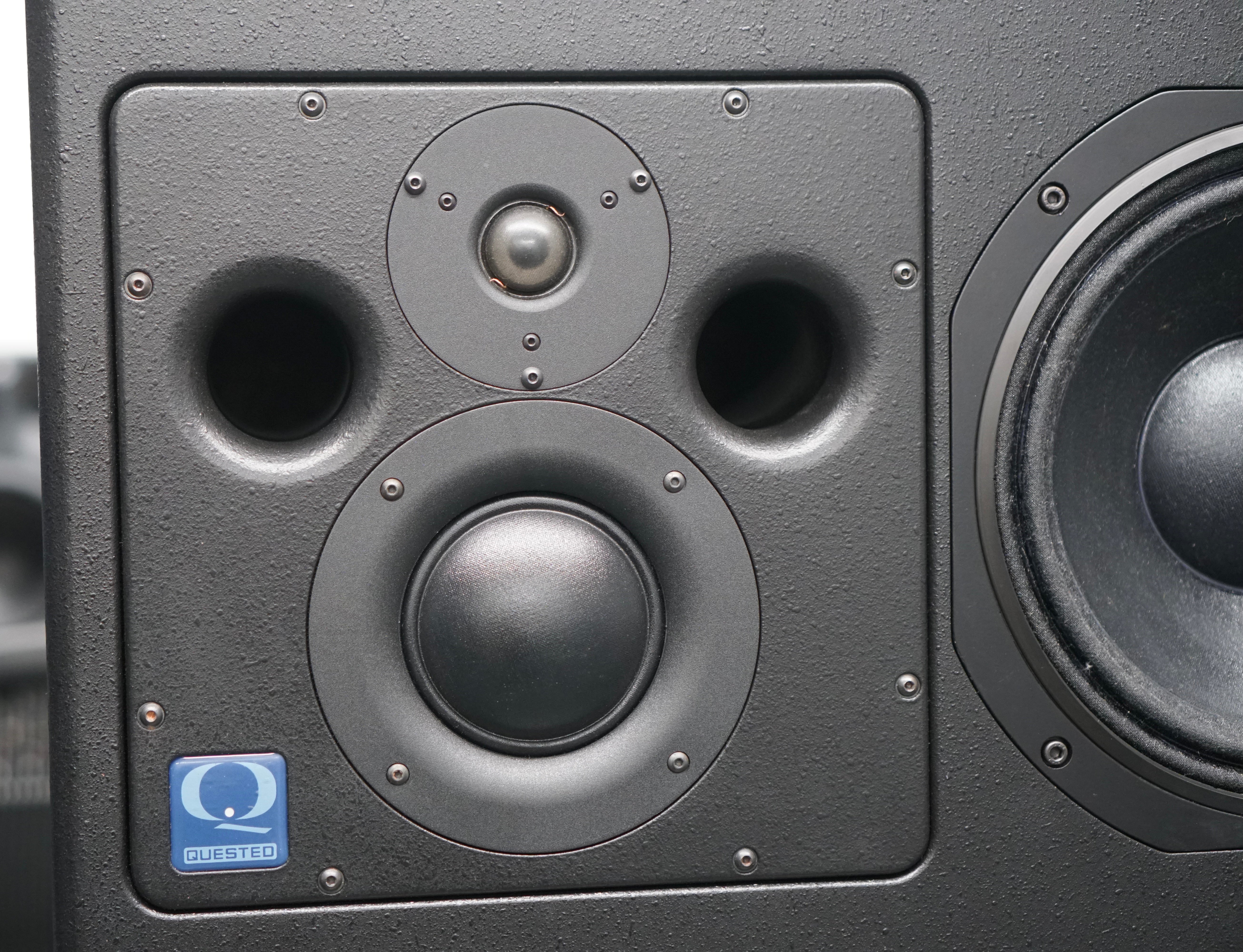 Quested V3110 (Pair)