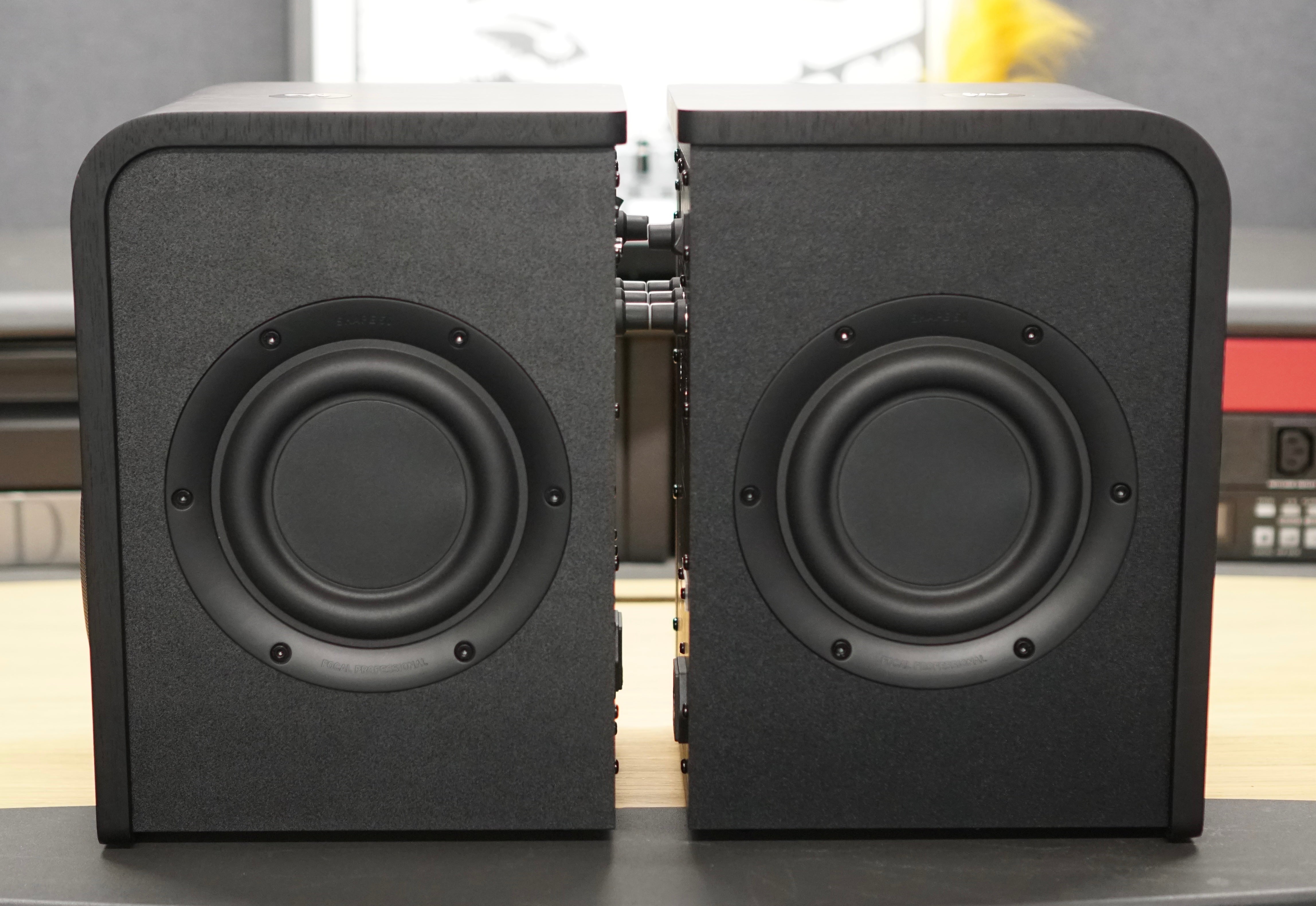 Focal Shape 50 (Pair)